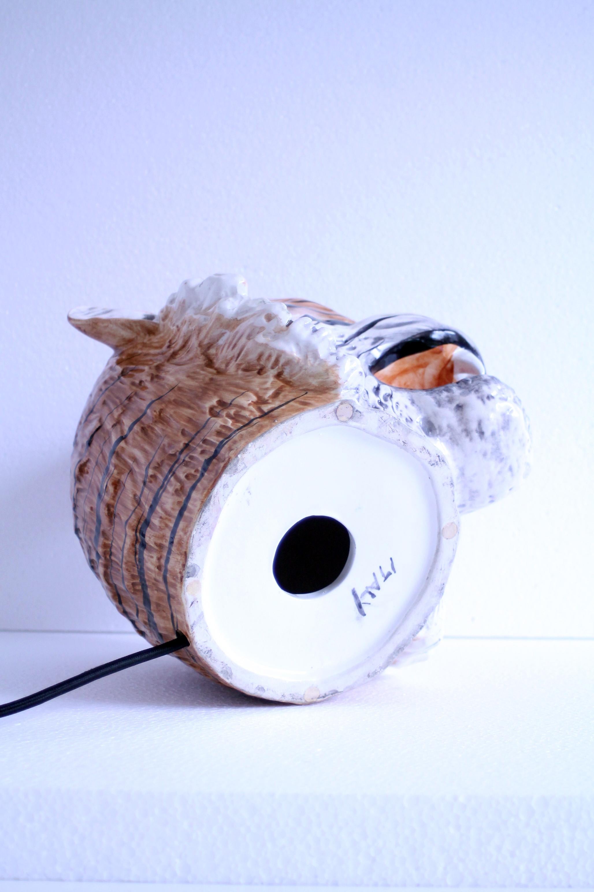 Hand-Crafted Italian mid-century ceramic tiger sculpture lampshade (32x26x31cm) Super rare! For Sale