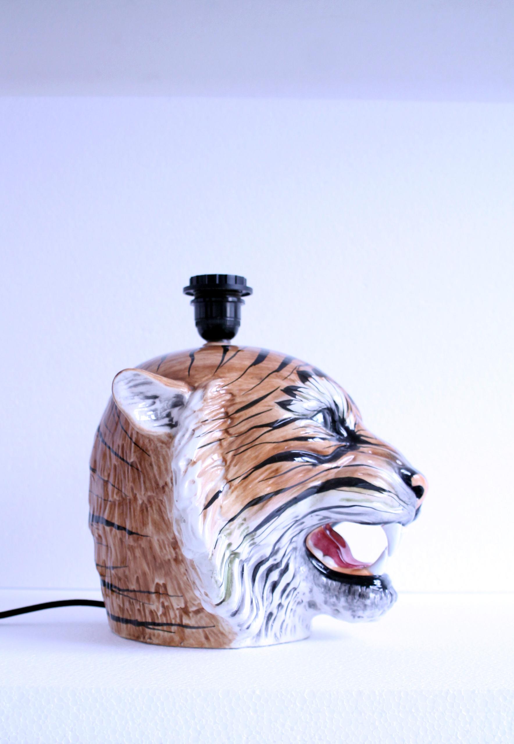 Italian mid-century ceramic tiger sculpture lampshade (32x26x31cm) Super rare! For Sale 3
