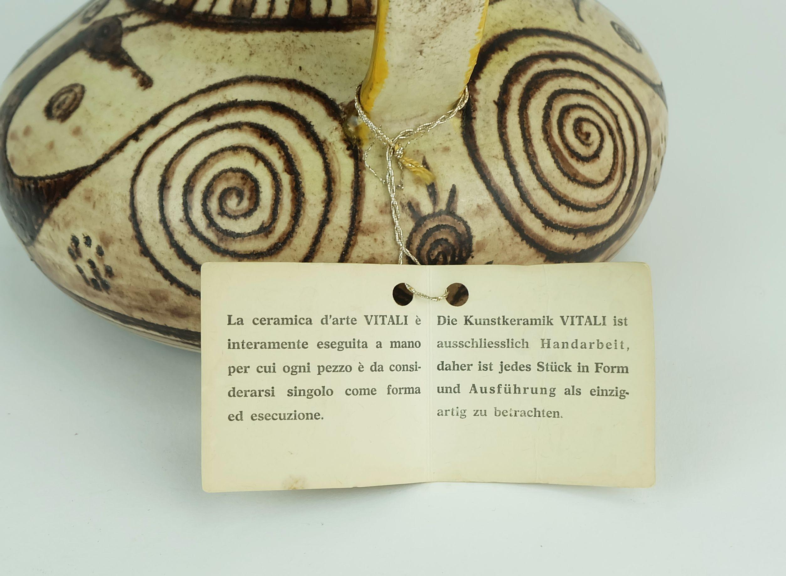 Vaso in ceramica della metà del secolo scorso firmato Vitali, fatto a mano, anni '70 in vendita 1