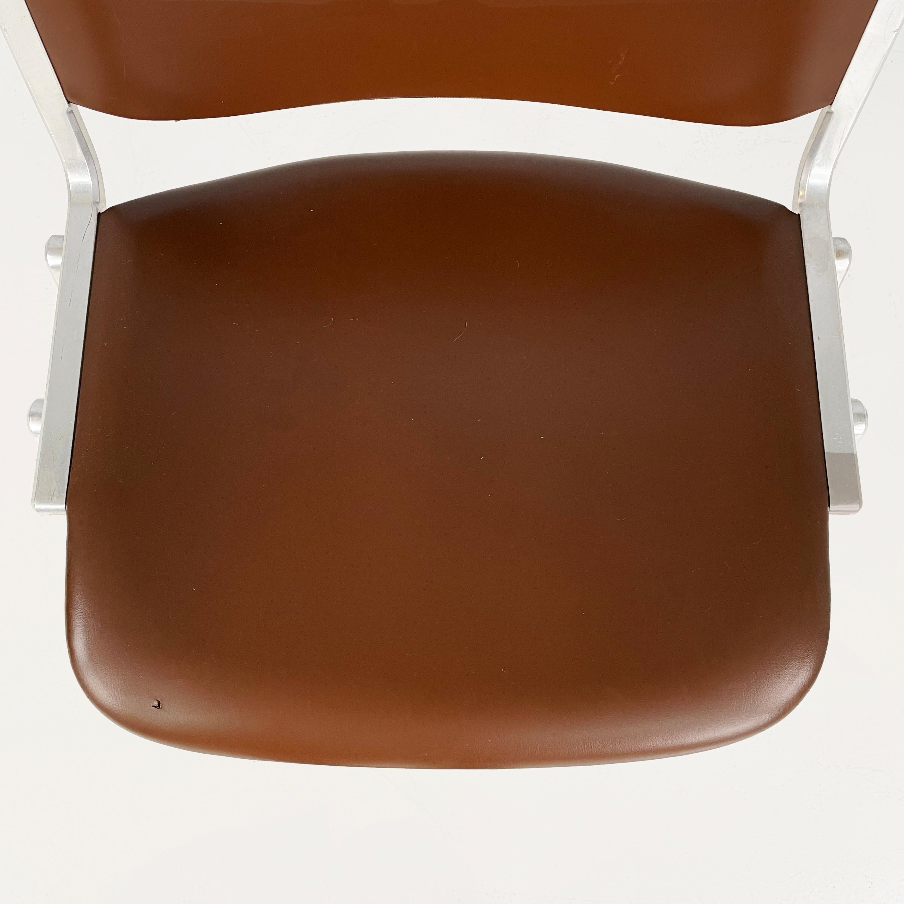 Italian mid-century Chair DSC by Giancarlo Piretti for Anonima Castelli, 1970s For Sale 4