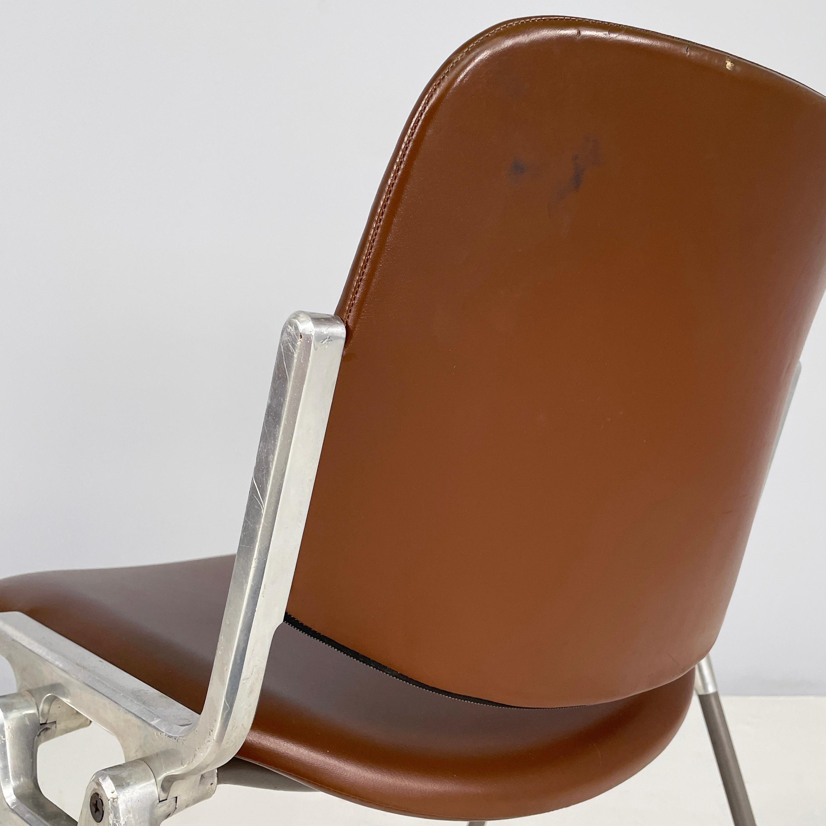 Italienischer Stuhl DSC von Giancarlo Piretti für Anonima Castelli, Mitte des Jahrhunderts, 1970er Jahre im Angebot 6