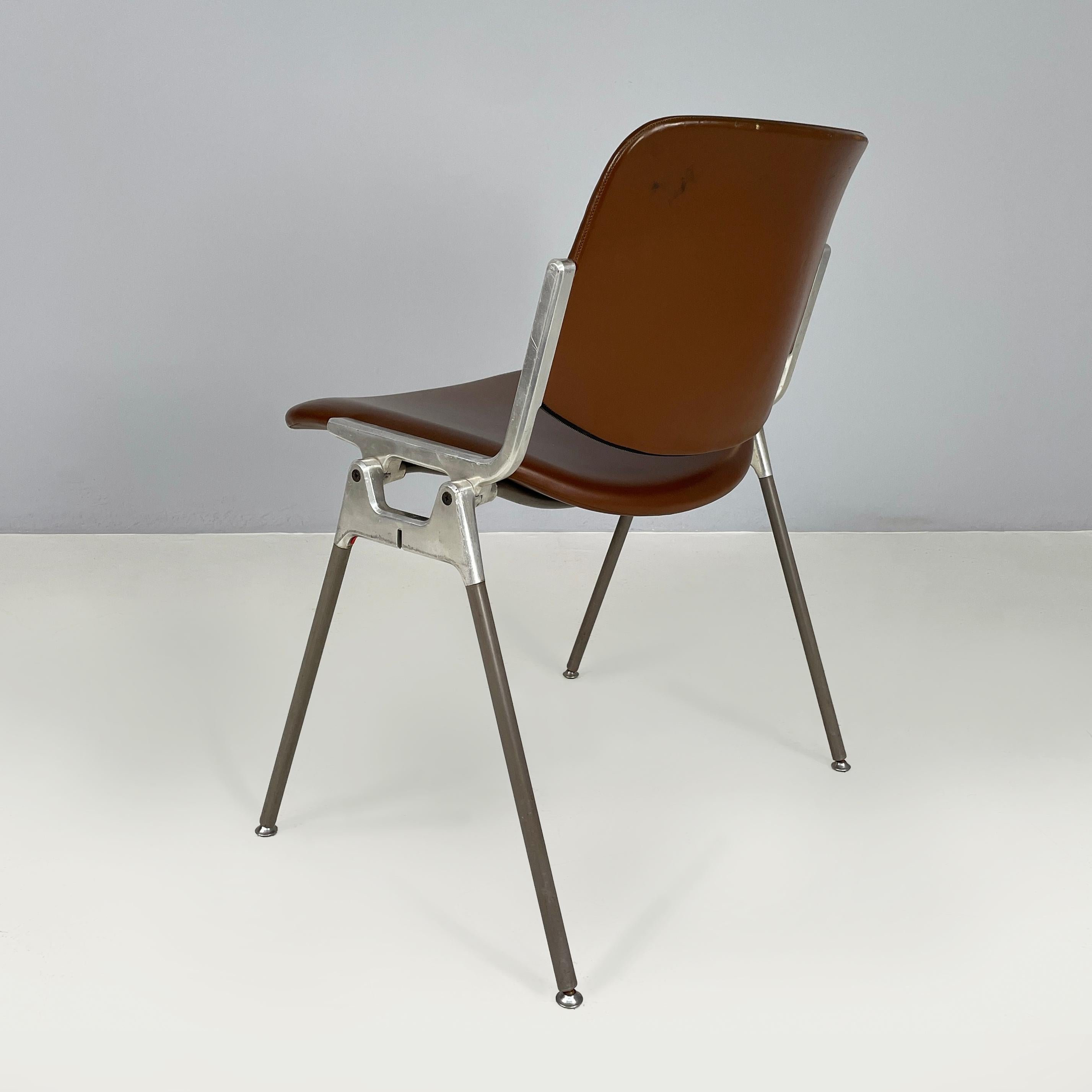 Italian mid-century Chair DSC by Giancarlo Piretti for Anonima Castelli, 1970s In Fair Condition For Sale In MIlano, IT