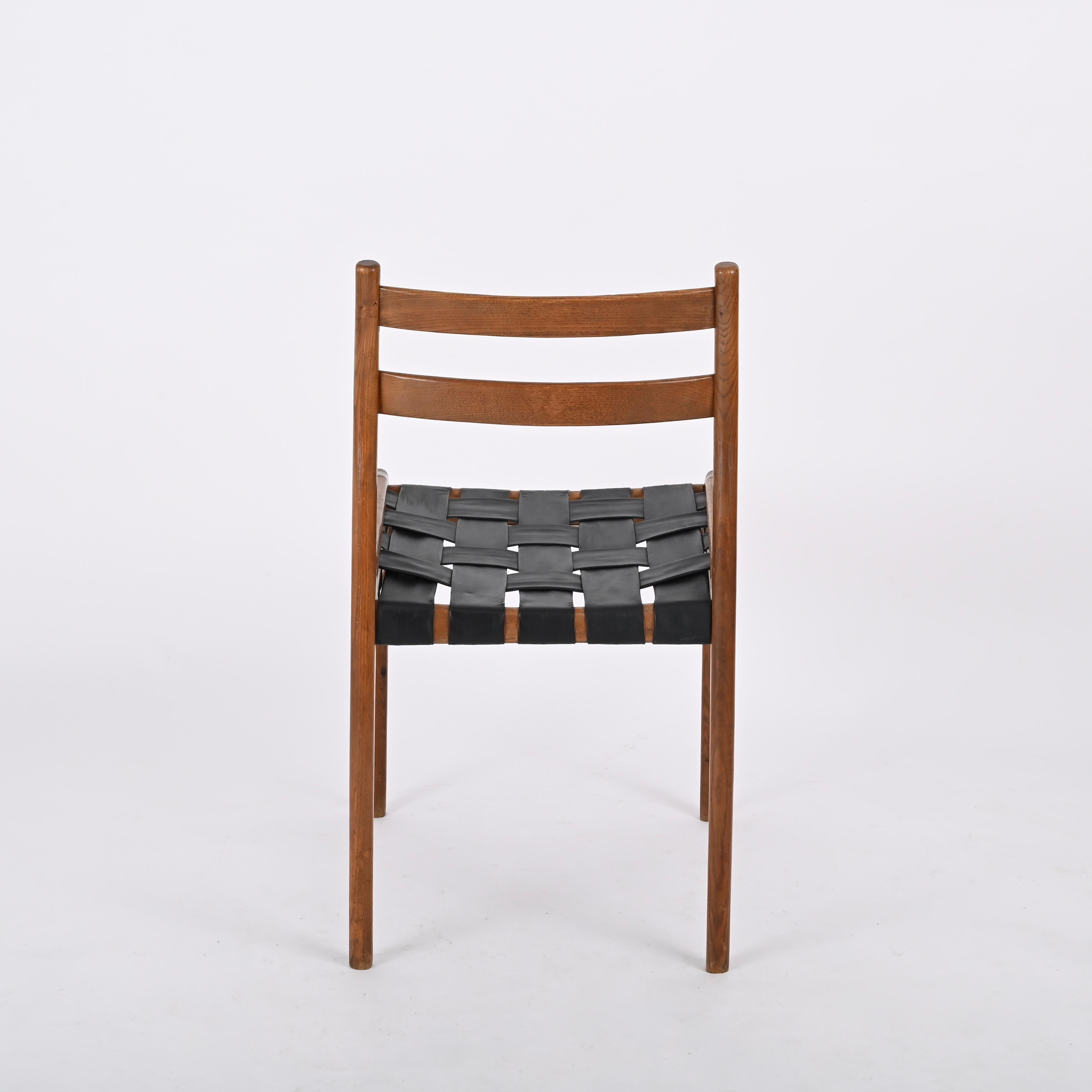 Italian Mid-Century Chair in Oak and Leather by Palange for Montina, 1960s For Sale 5