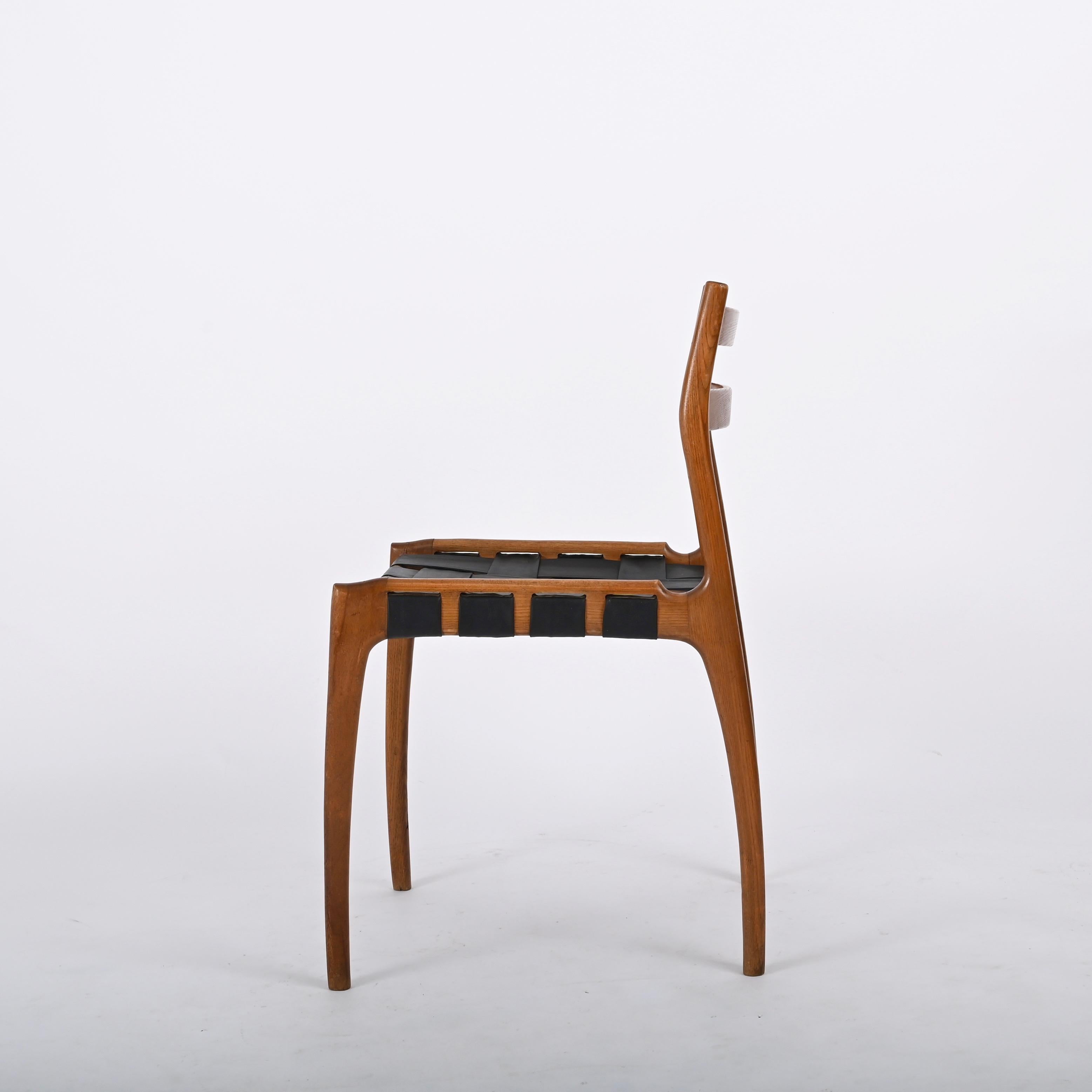 Italian Mid-Century Chair in Oak and Leather by Palange for Montina, 1960s In Good Condition For Sale In Roma, IT