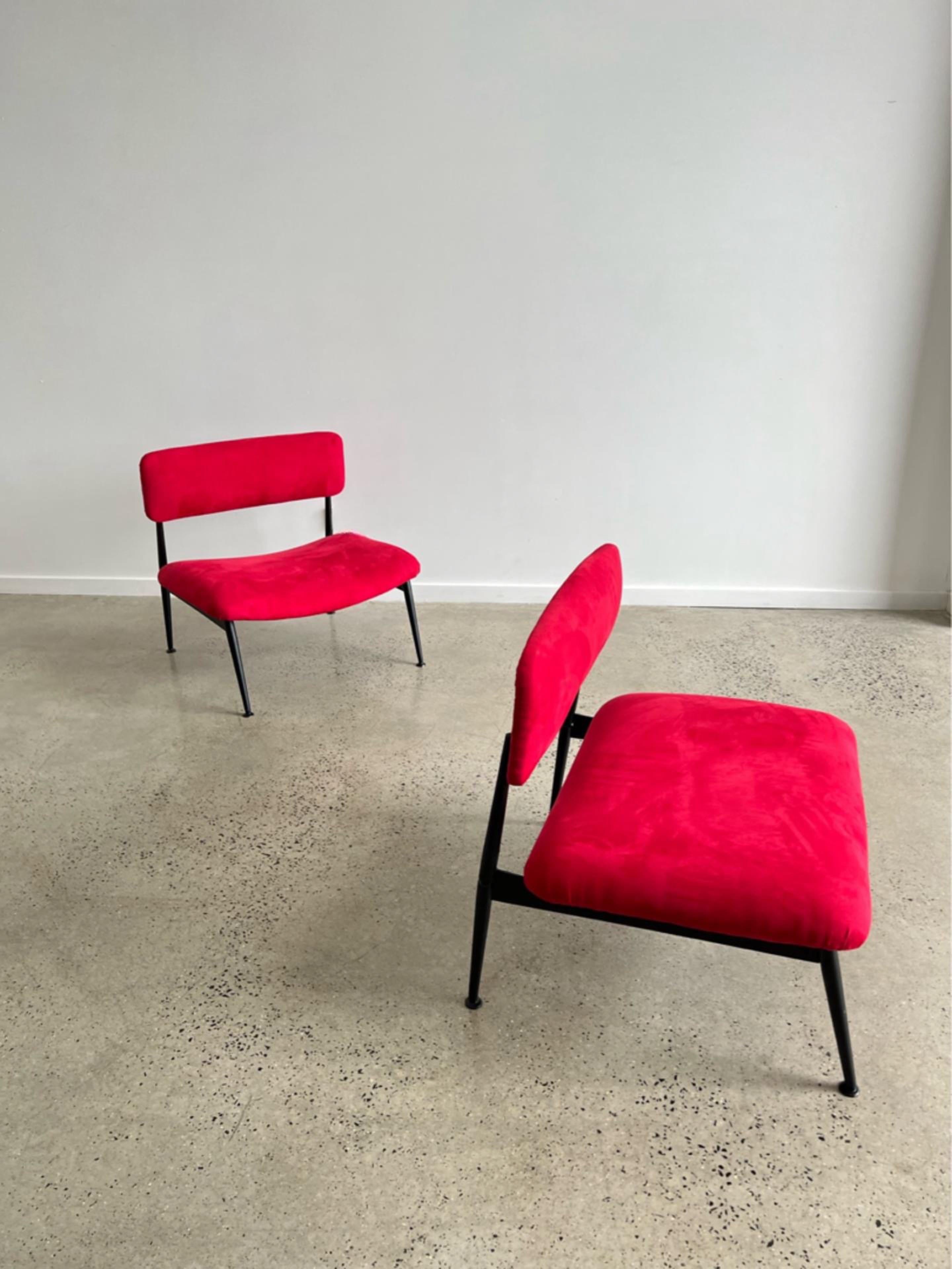 Italian Mid-Century Chairs in Suede and Black Metal Frame 10