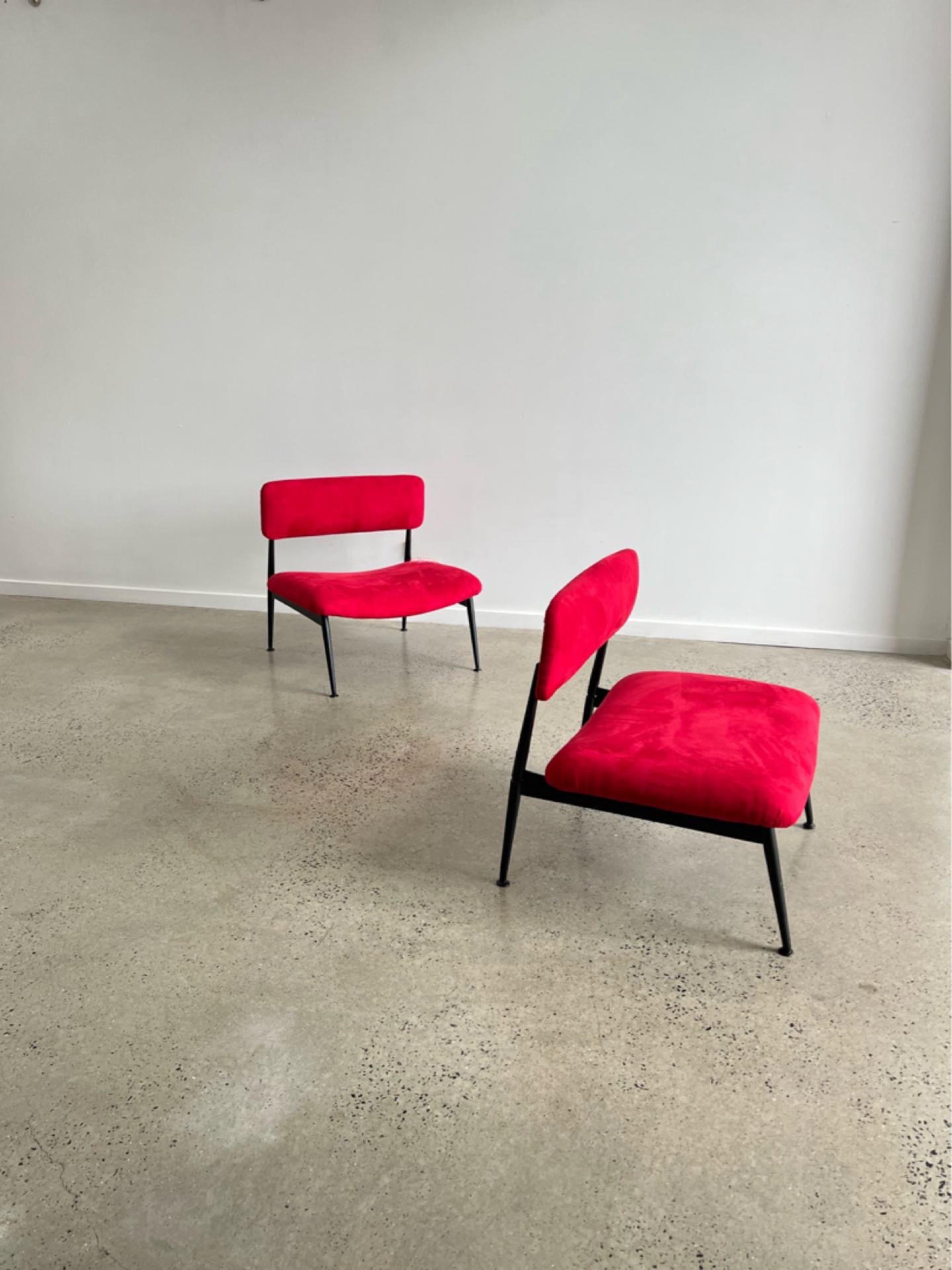 Italian Mid-Century Chairs in Suede and Black Metal Frame 11