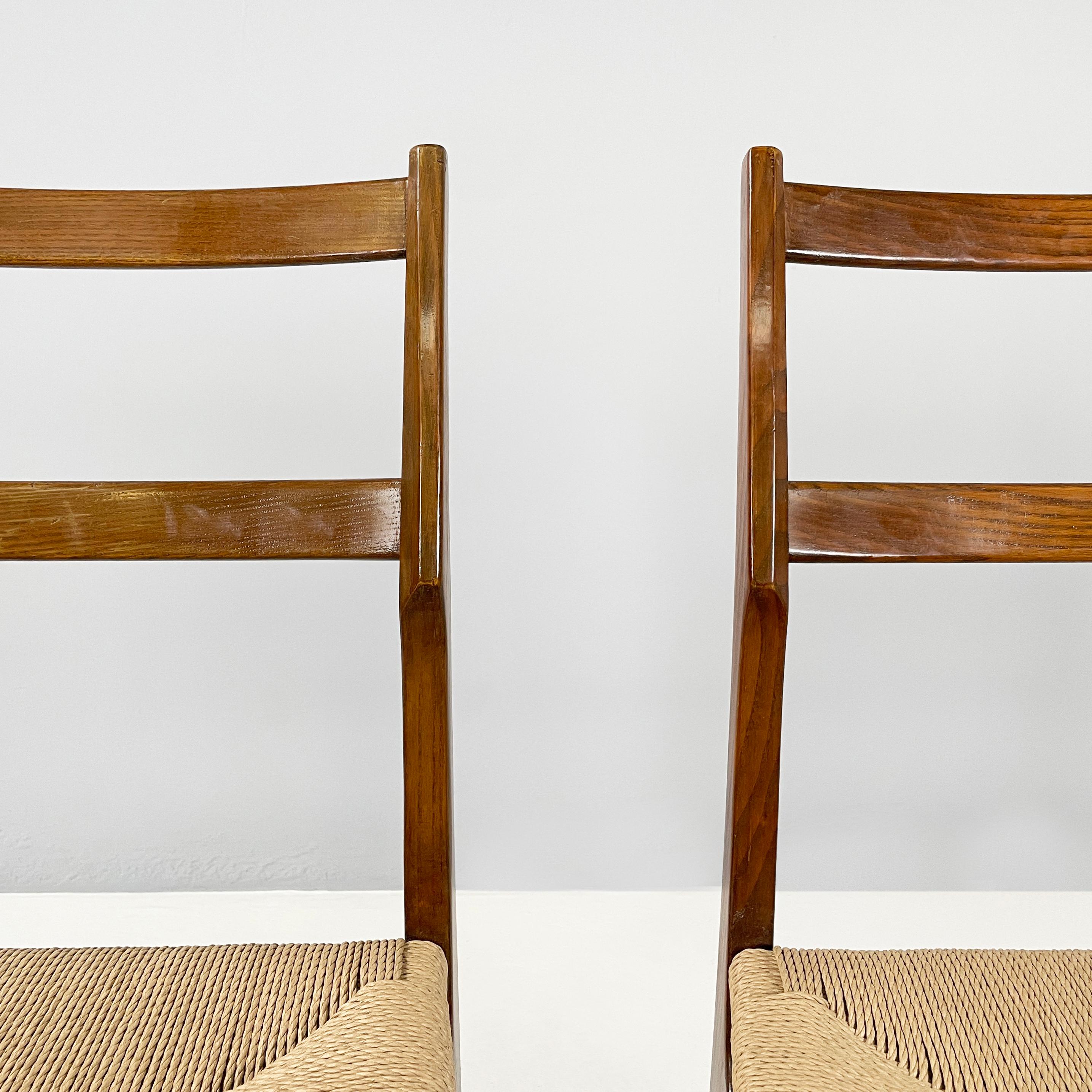Italian mid-century Chairs Parco dei Principi hotel by Gio Ponti Cassina, 1960s For Sale 1
