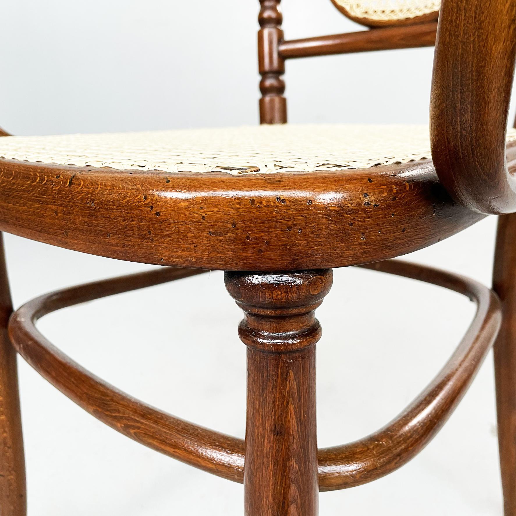 Austrian Chairs with Straw and Wood by Thonet, 1900s For Sale 5