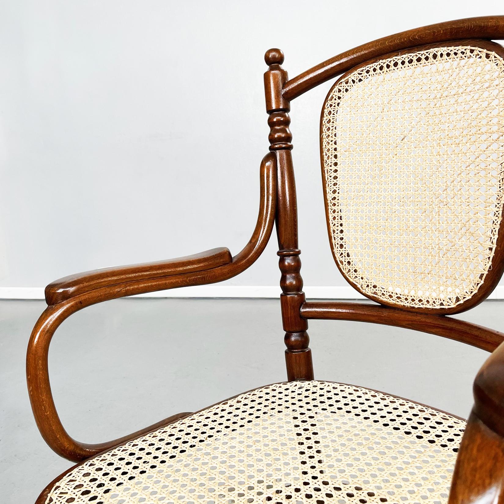 20th Century Austrian Chairs with Straw and Wood by Thonet, 1900s For Sale