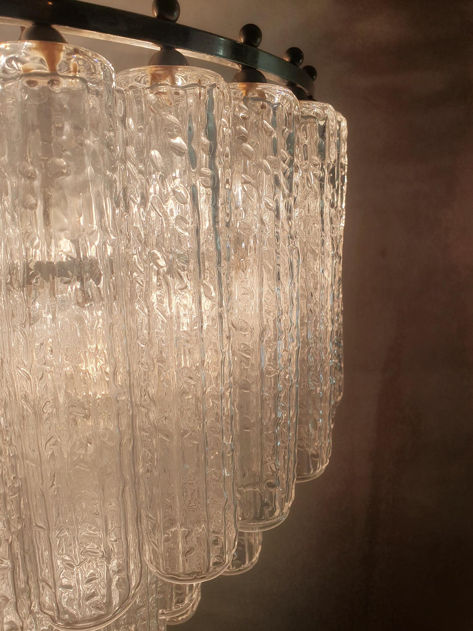Lampadario italiano del Mid Century del 1965 circa in vendita 1