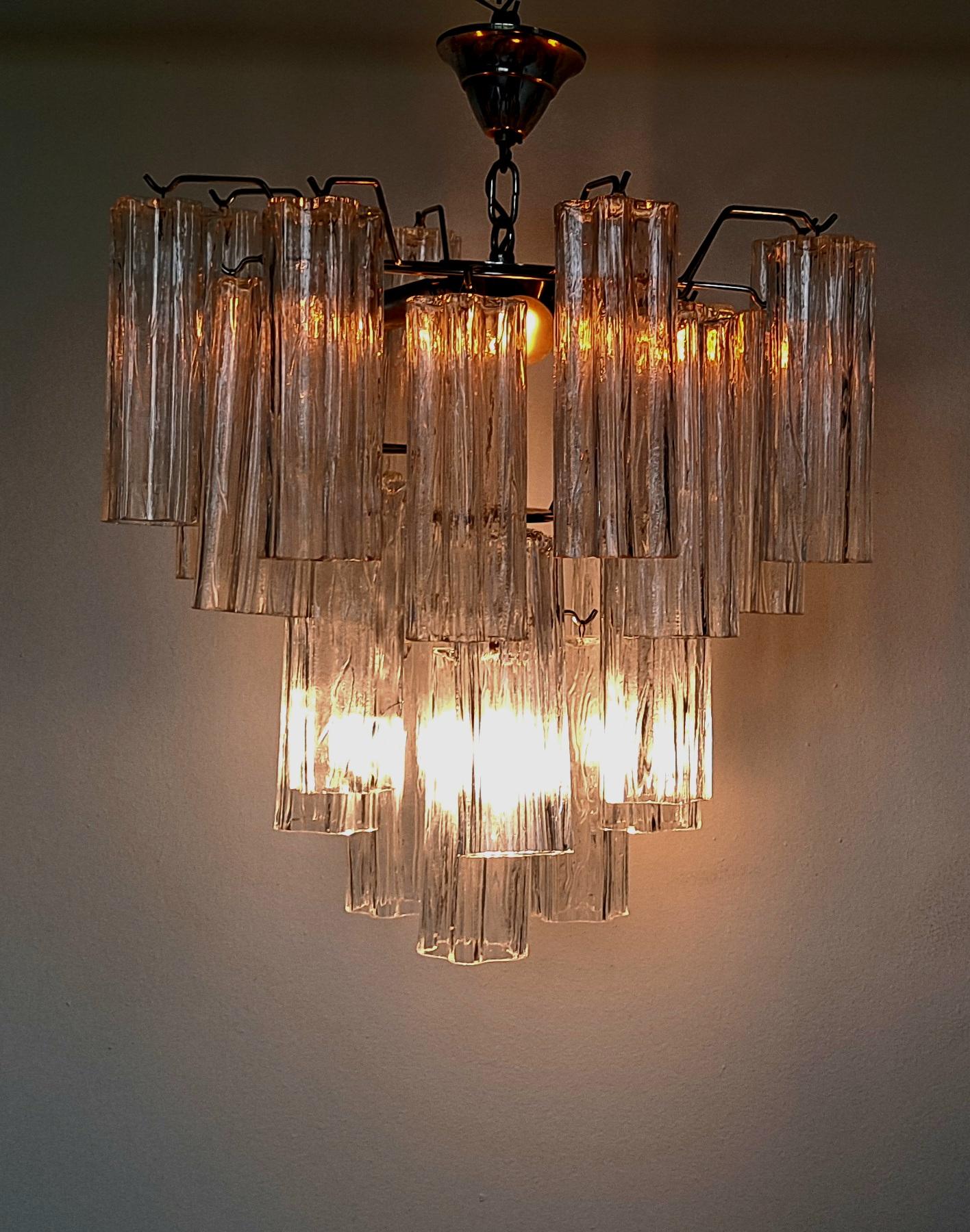  Italian Midcentury Chandelier in Style of Tronchi In Good Condition For Sale In Los Angeles, CA