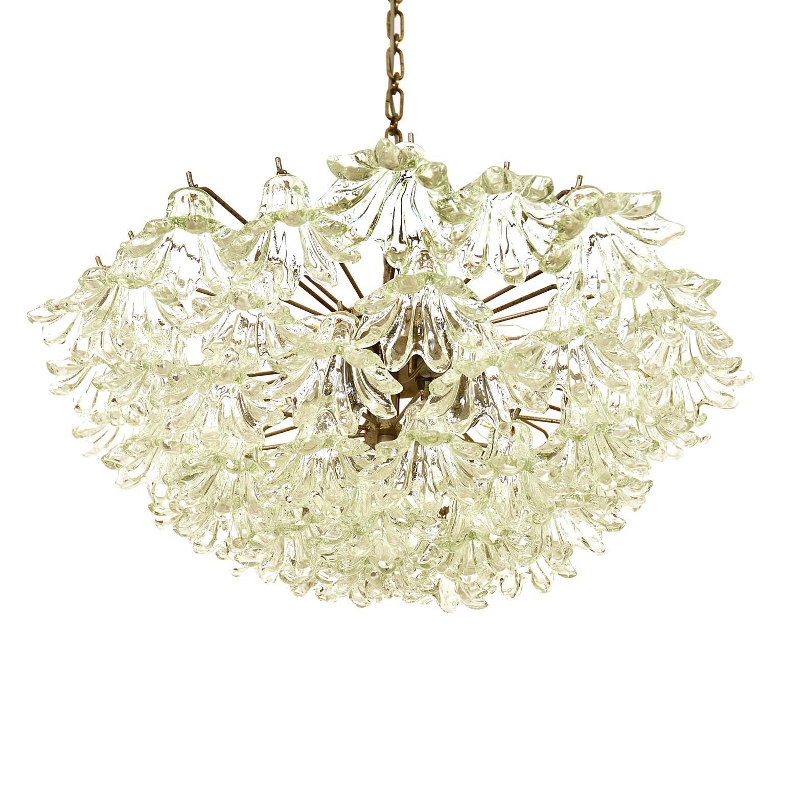 Italian Mid-Century Chandelier with Glass Blossoms, 1955, Murano In Good Condition For Sale In Vienna, AT