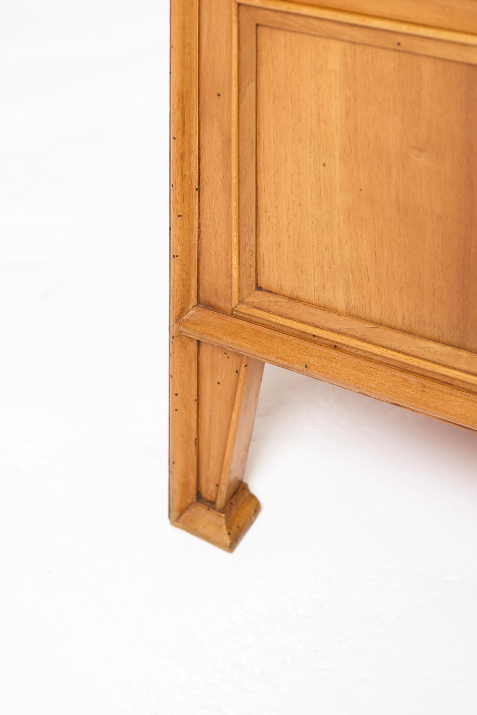 Italian Mid-Century Chest of Drawers For Sale 9