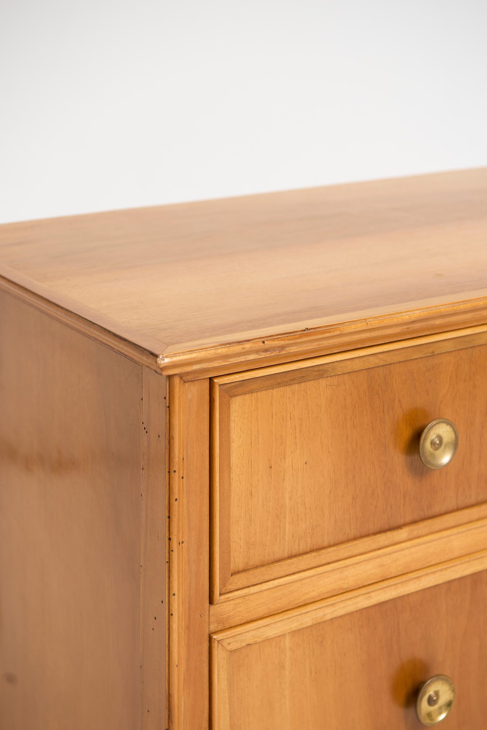Italian Mid-Century Chest of Drawers For Sale 3