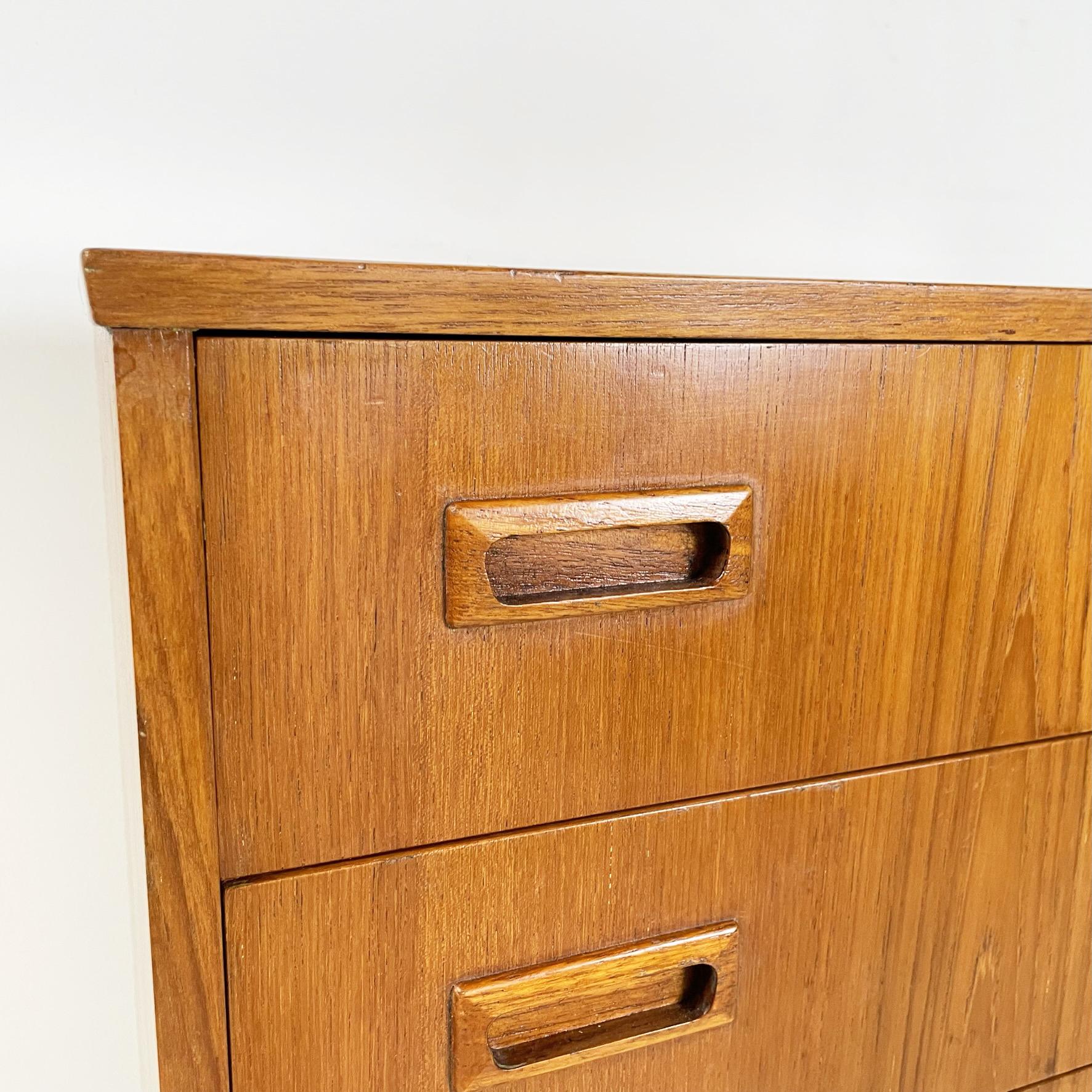 Italian Midcentury Chest of Drawers in Wood, 1960s 1