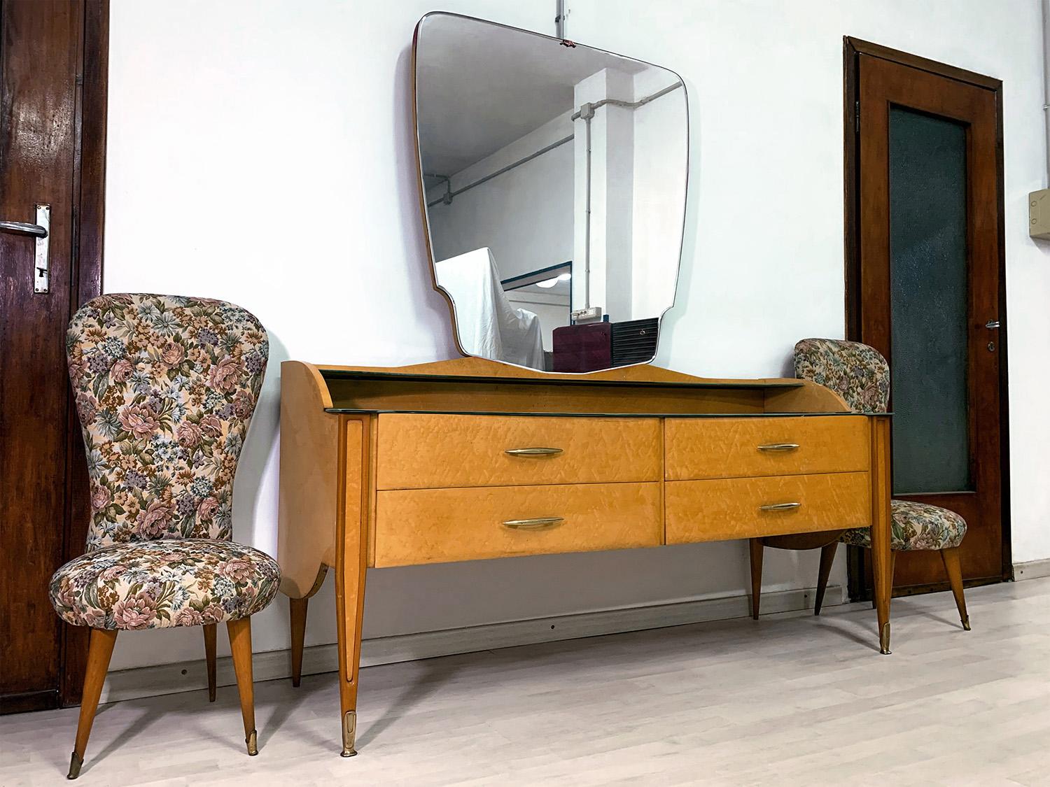 Italian Mid-Century Chest of Drawers with Mirror Gio Ponti Style, 1950's For Sale 6