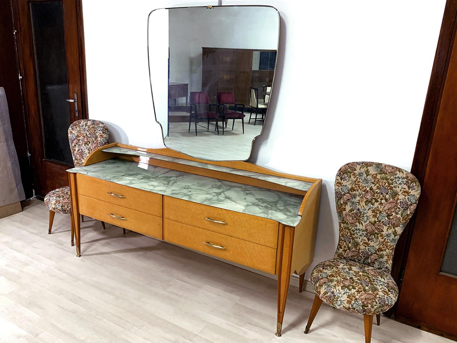 Italian Mid-Century Chest of Drawers with Mirror Gio Ponti Style, 1950's In Good Condition For Sale In Traversetolo, IT