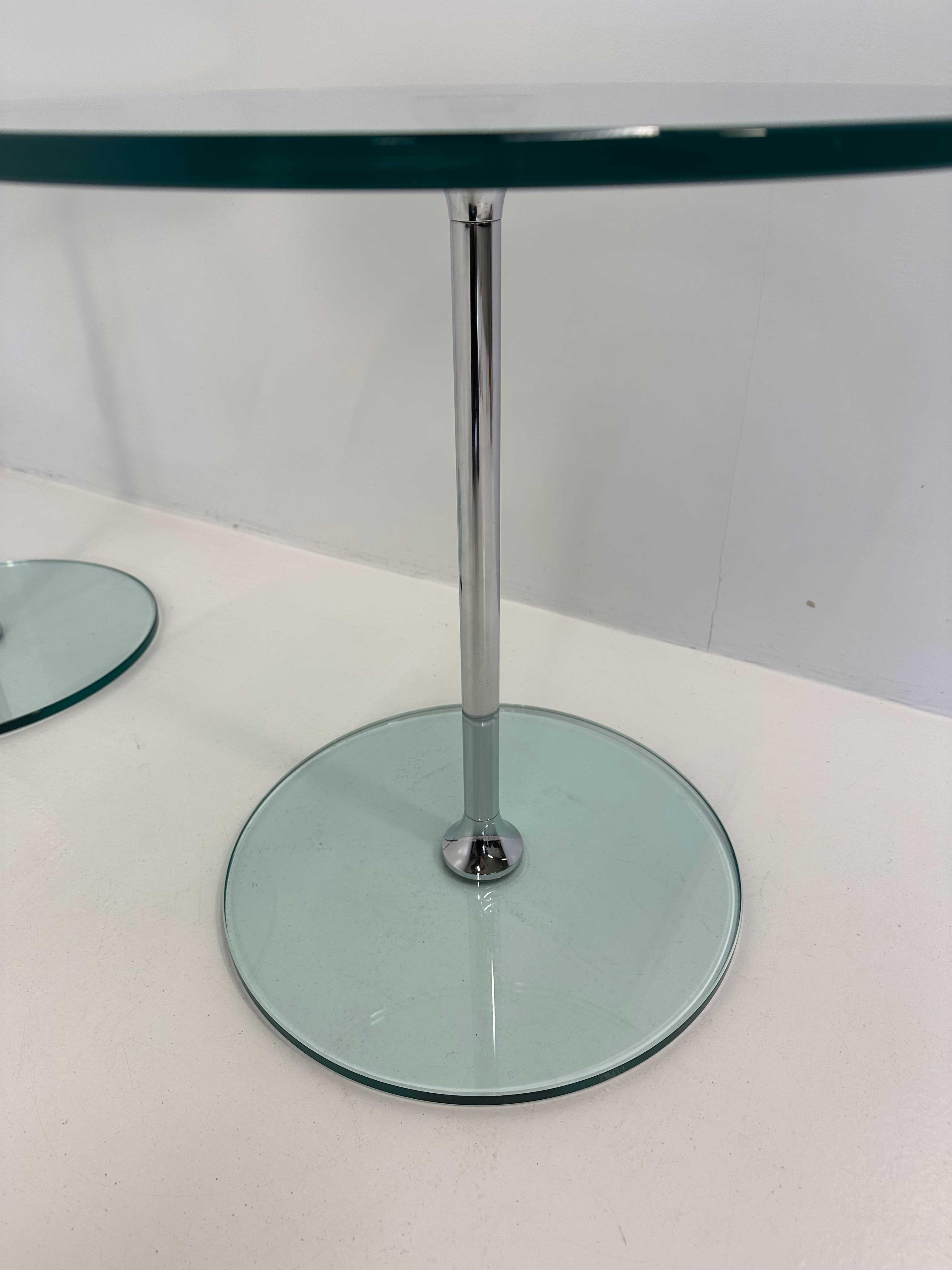 Italienischer Mid Century Couchtisch aus verchromtem Metall und Glas, 1970er Jahre im Angebot 2