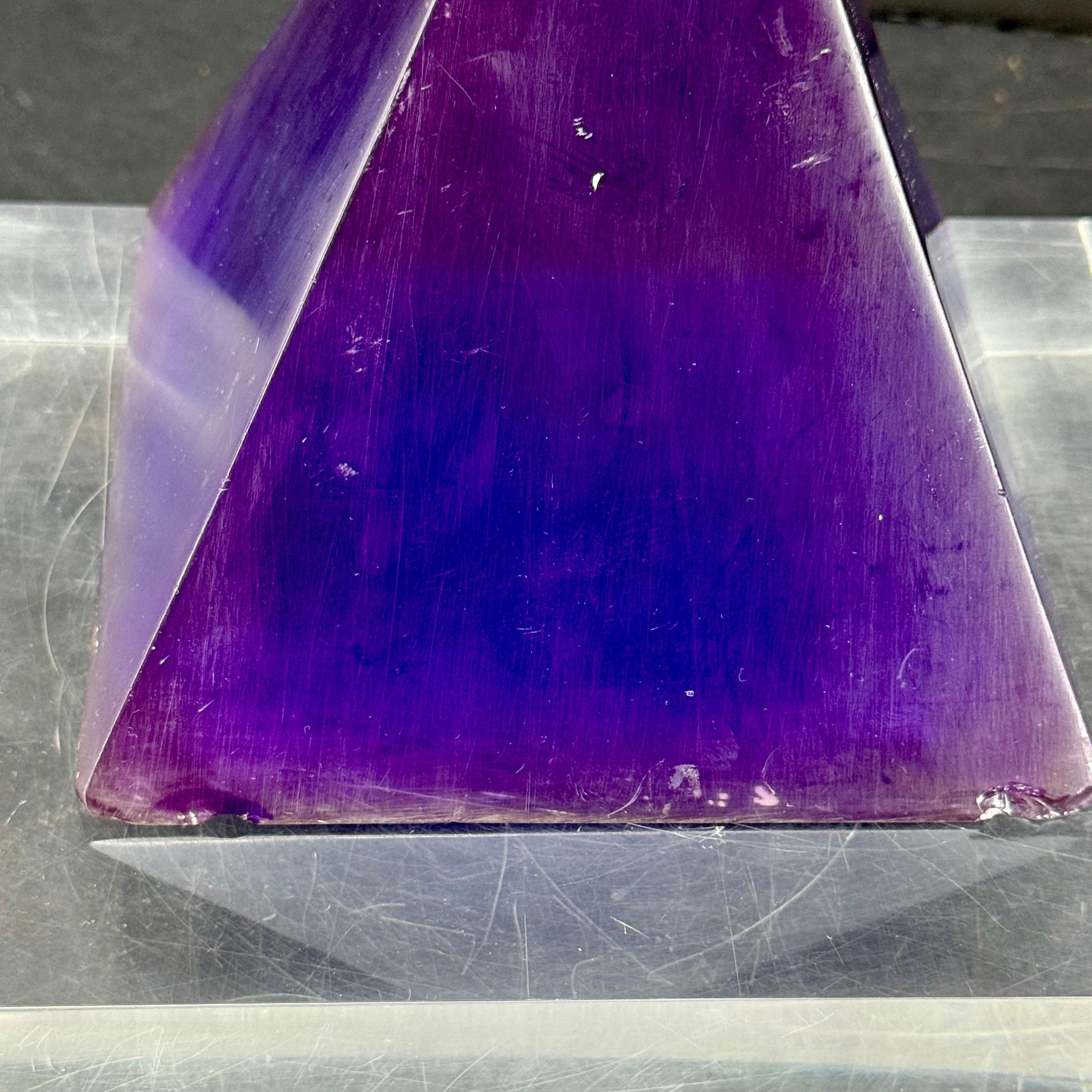 Italian Mid-Century Cobalt Blue Obelisk Lucite Fragment, circa 1960's For Sale 6