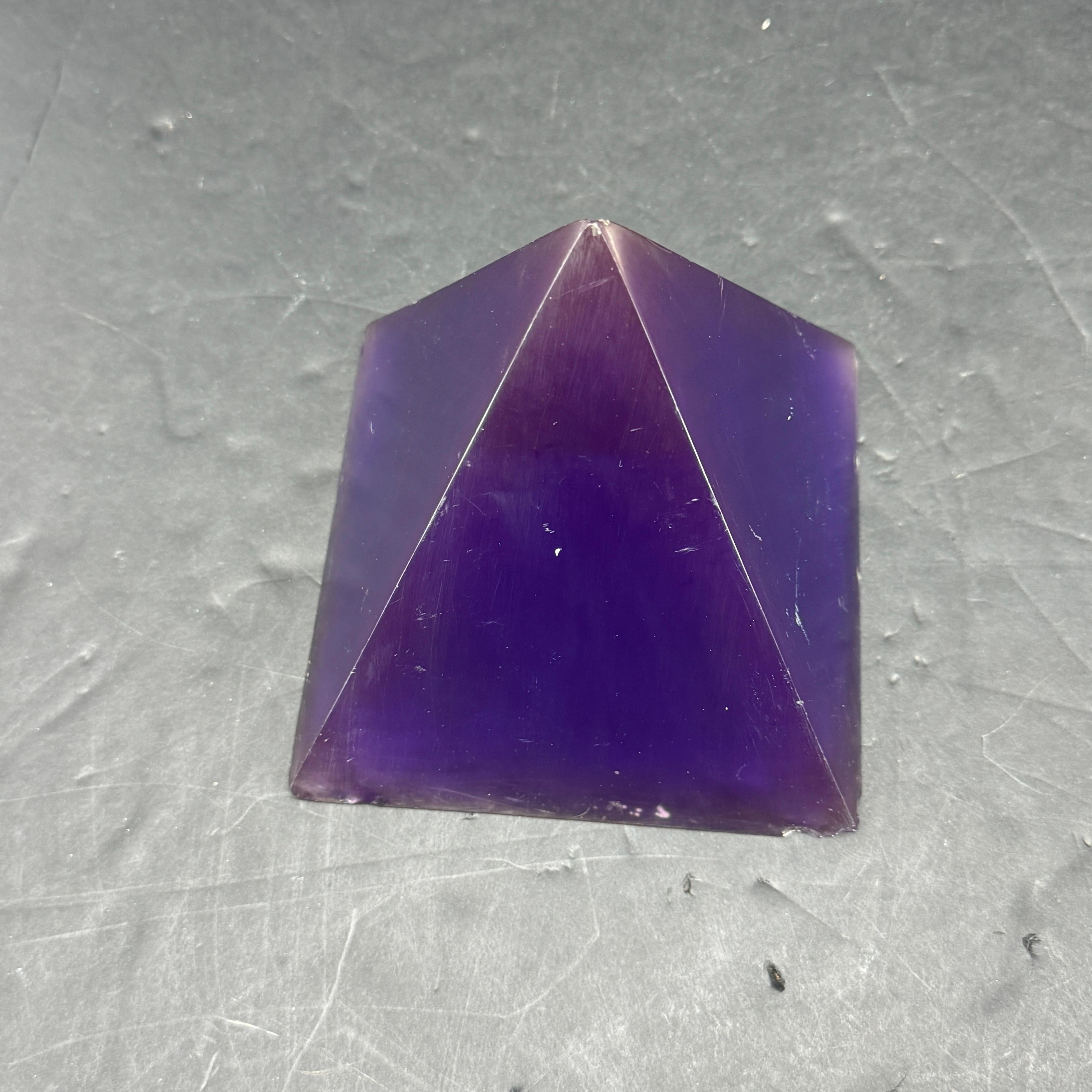 Italian Mid-Century Cobalt Blue Obelisk Lucite Fragment, circa 1960's For Sale 2