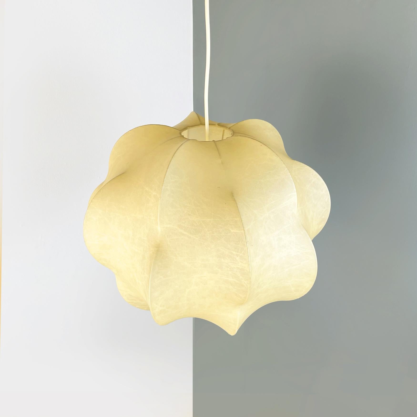 Italian Midcentury Cocoon Chandelier Nuvola by Tobia Scarpa for Flos, 1970s In Good Condition In MIlano, IT
