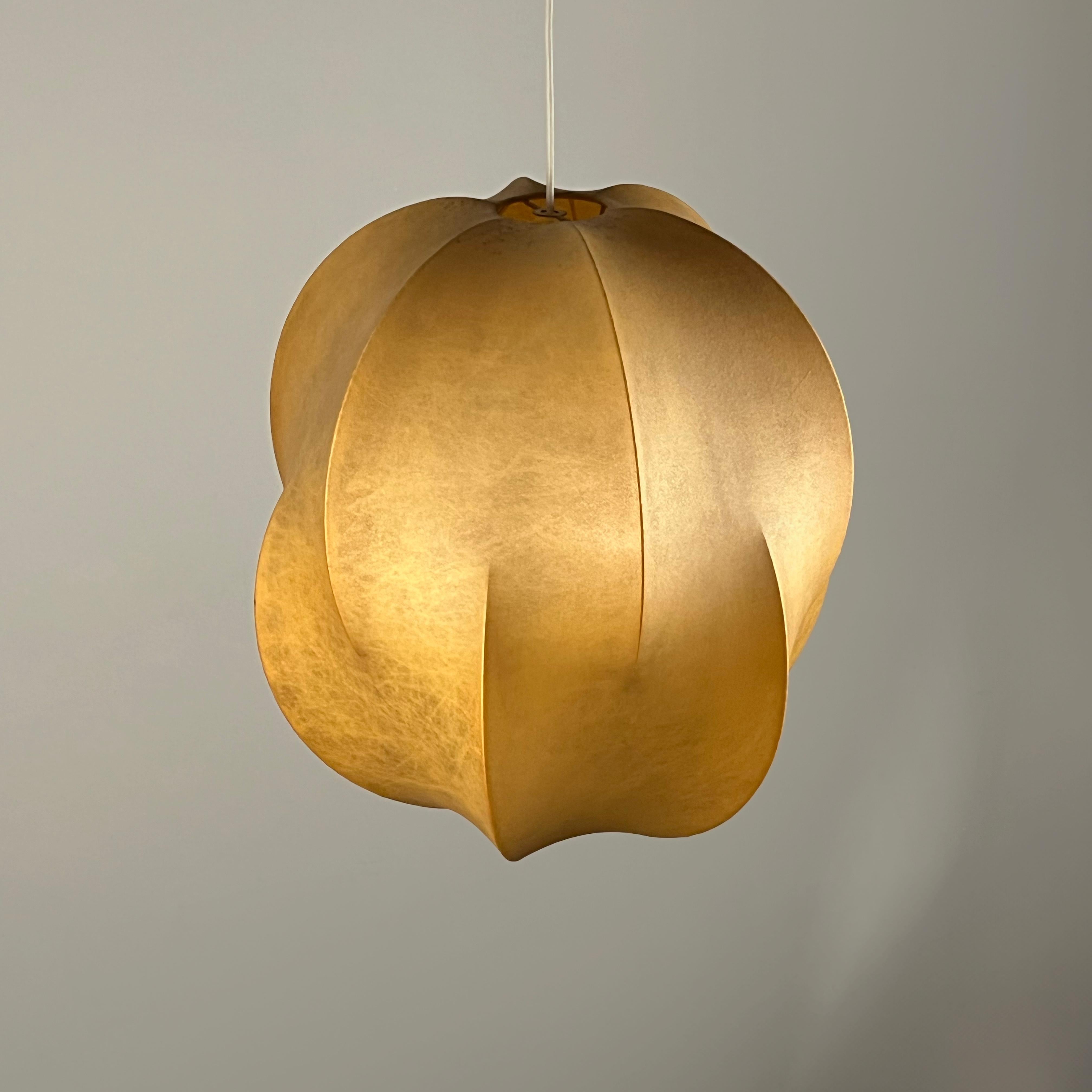 Italian Mid-Century Cocoon Pendant Light , 1960s 10