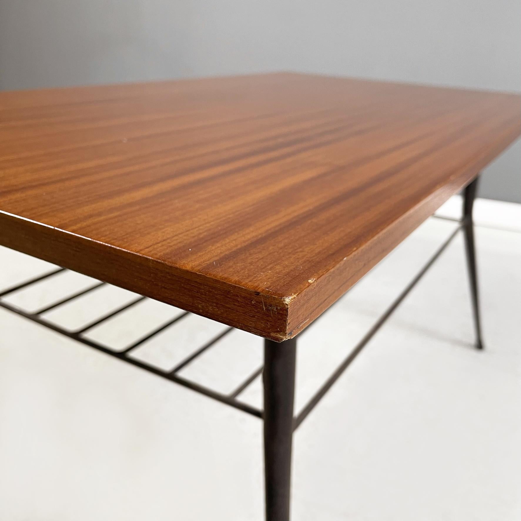 Italian mid-century Coffee table with magazine rack in wood and metal, 1960s For Sale 1