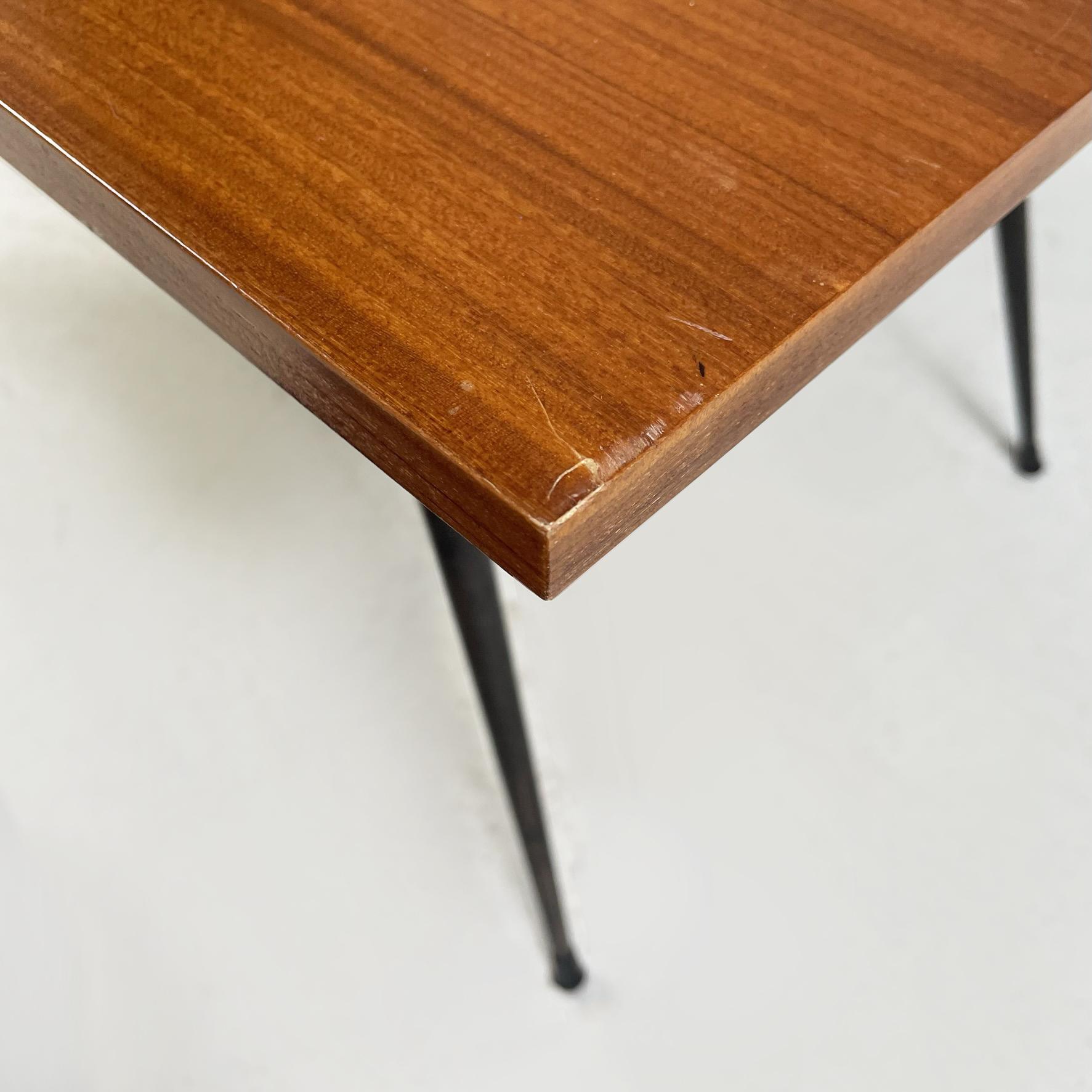 Italian mid-century Coffee table with magazine rack in wood and metal, 1960s For Sale 3