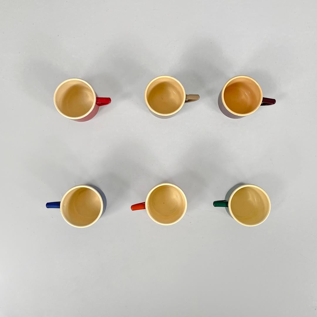 Italian mid-century colored plastic cups and saucers by Kartell Samco, 1960s 1