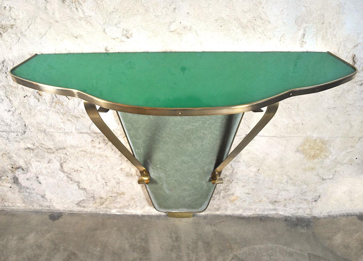 Nice console in brass and green colored glass from the 1960s by Eugenio and Ermenegildo Soncini