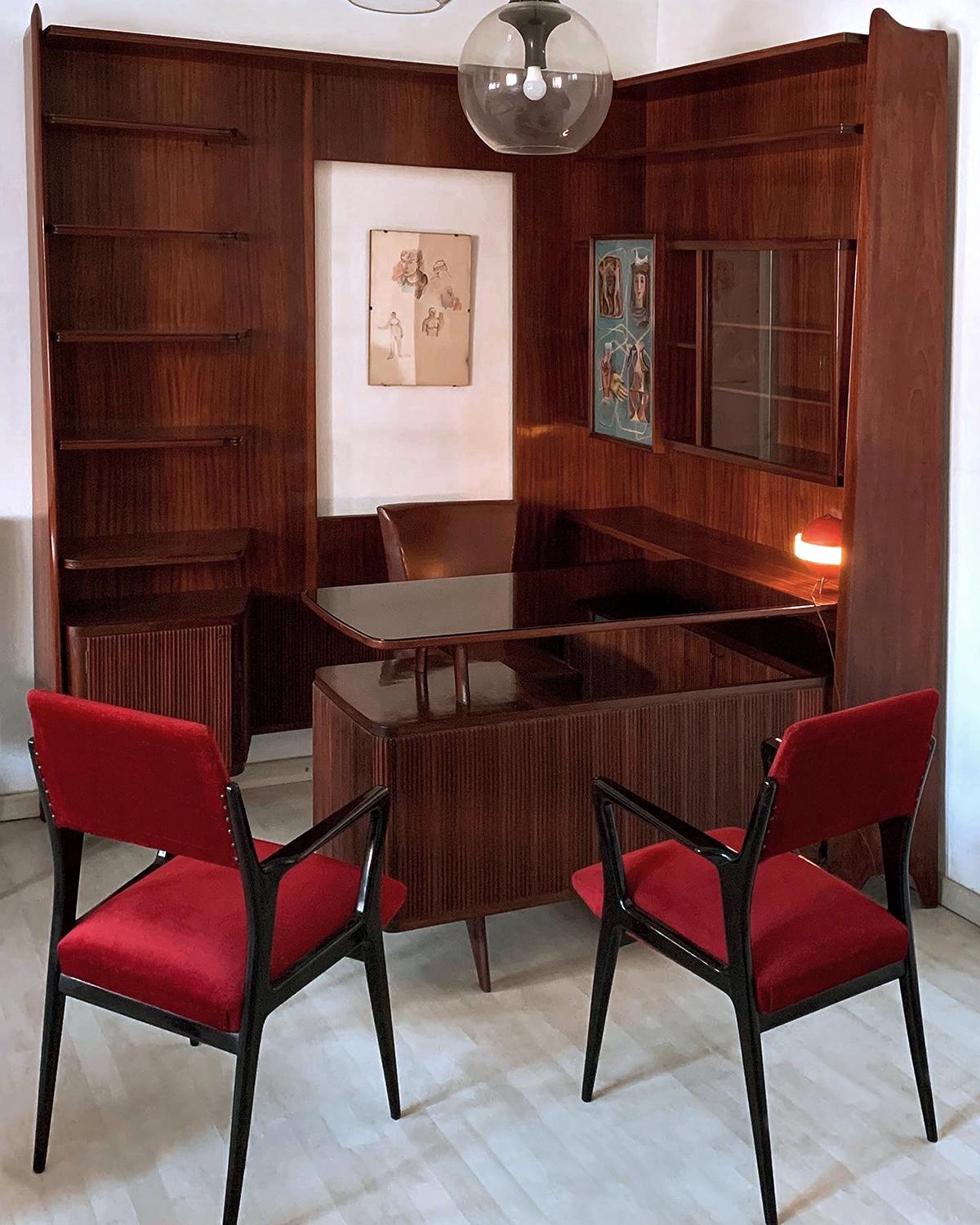 Italian Mid-Century Self-Standing Corner Bookcase with Desk by Borsani, 1950s For Sale 11