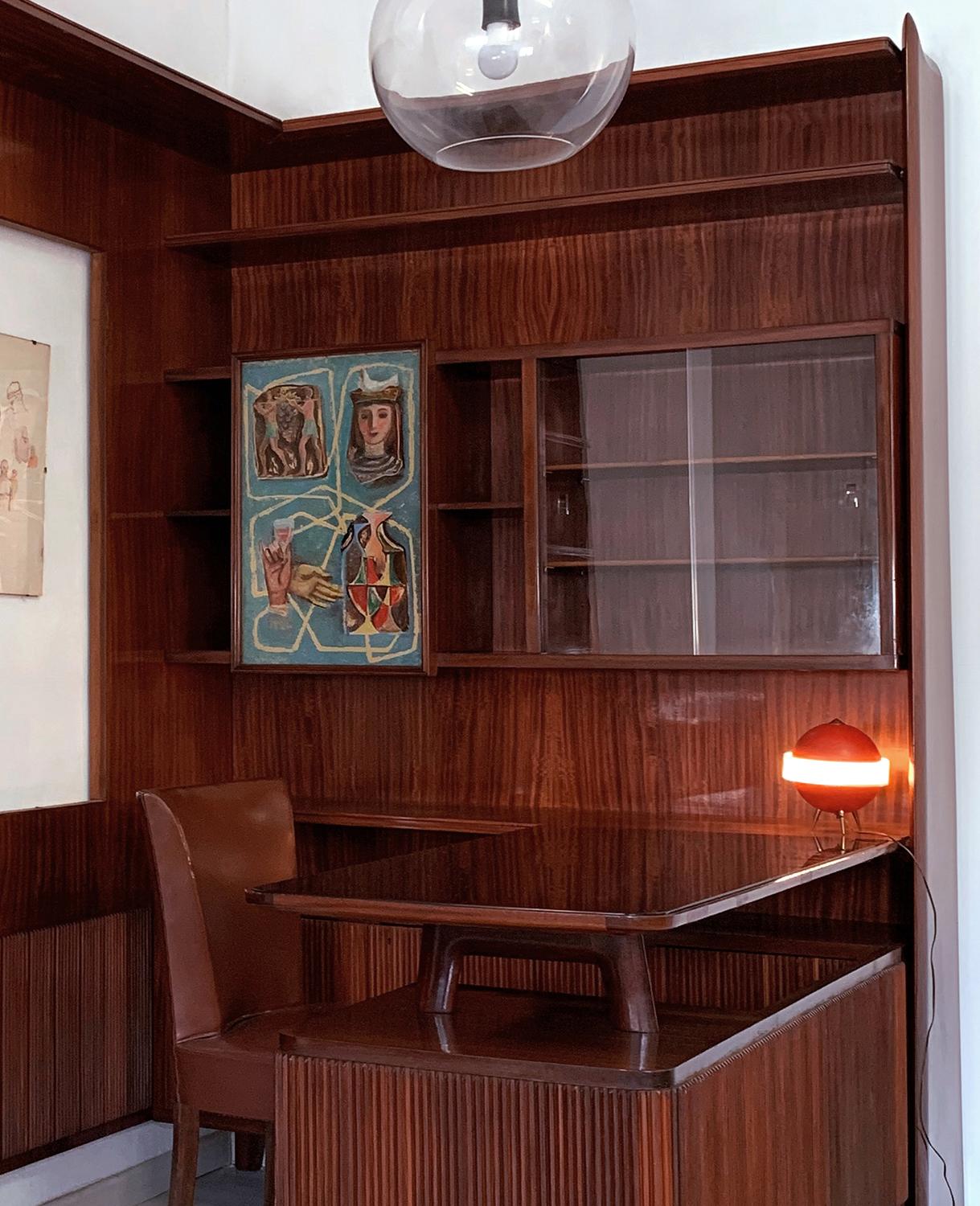 Mid-Century Modern Italian Mid-Century Self-Standing Corner Bookcase with Desk by Borsani, 1950s For Sale