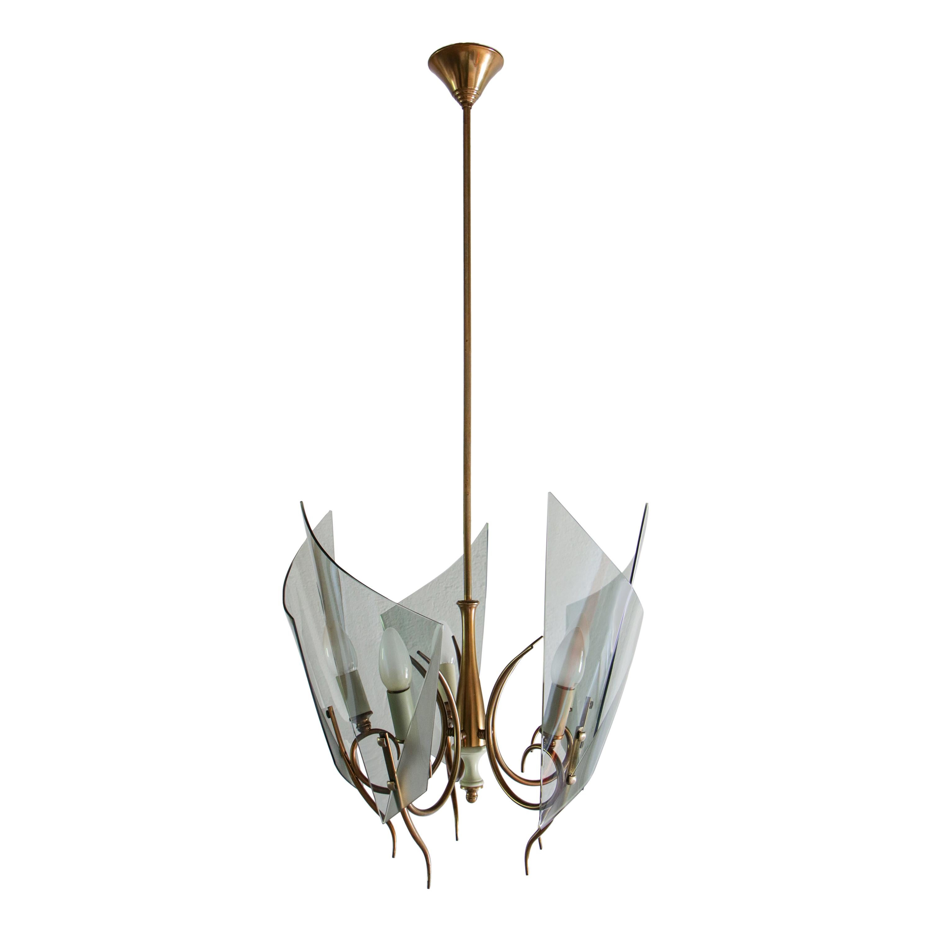 Italian Mid-Century Curved Glass Chandelier Attributed to Fontana Arte, 1950s For Sale
