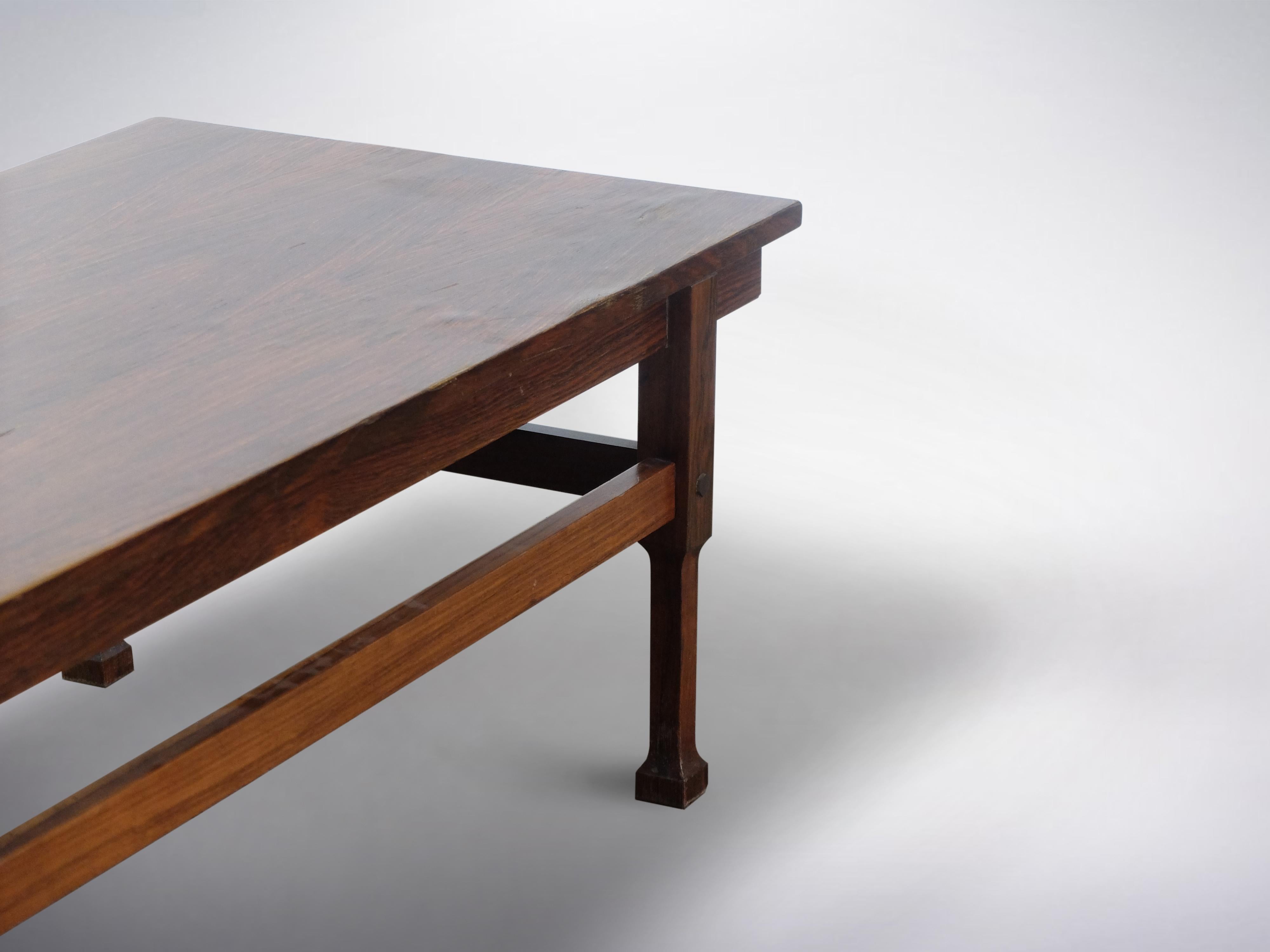 Milieu du XXe siècle Table basse italienne en bois foncé du milieu du siècle, années 1950 en vente