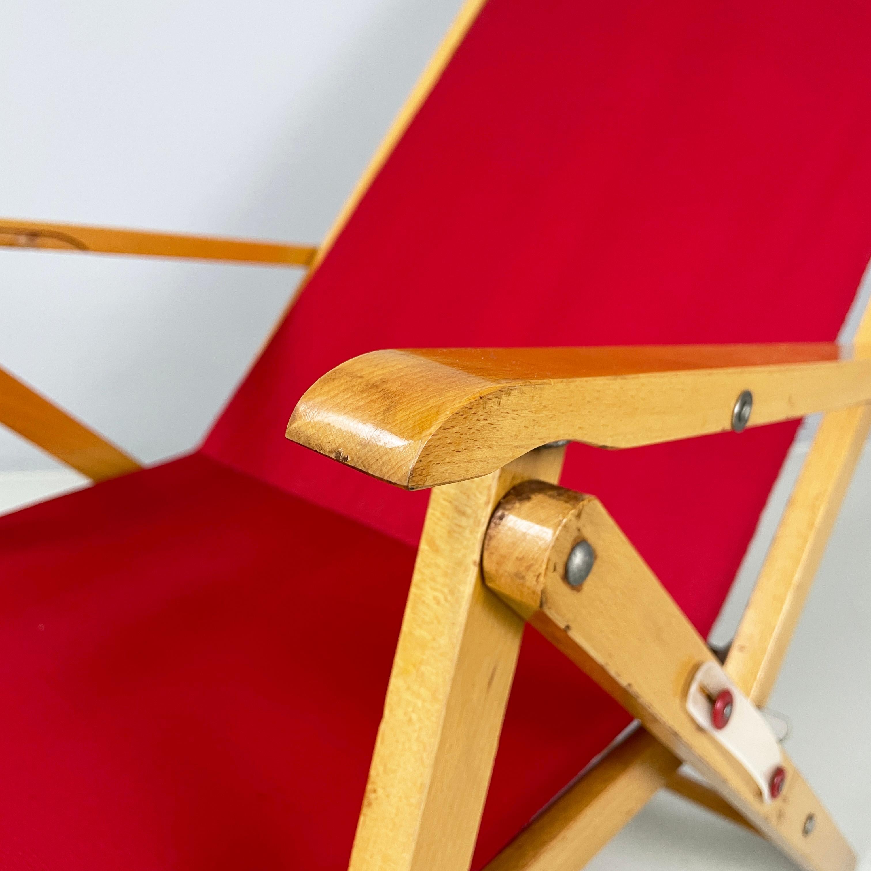 Italienischer Deckenstuhl aus der Mitte des Jahrhunderts aus rotem Stoff und Holz von fratelli Reguitti, 1960er Jahre im Angebot 4