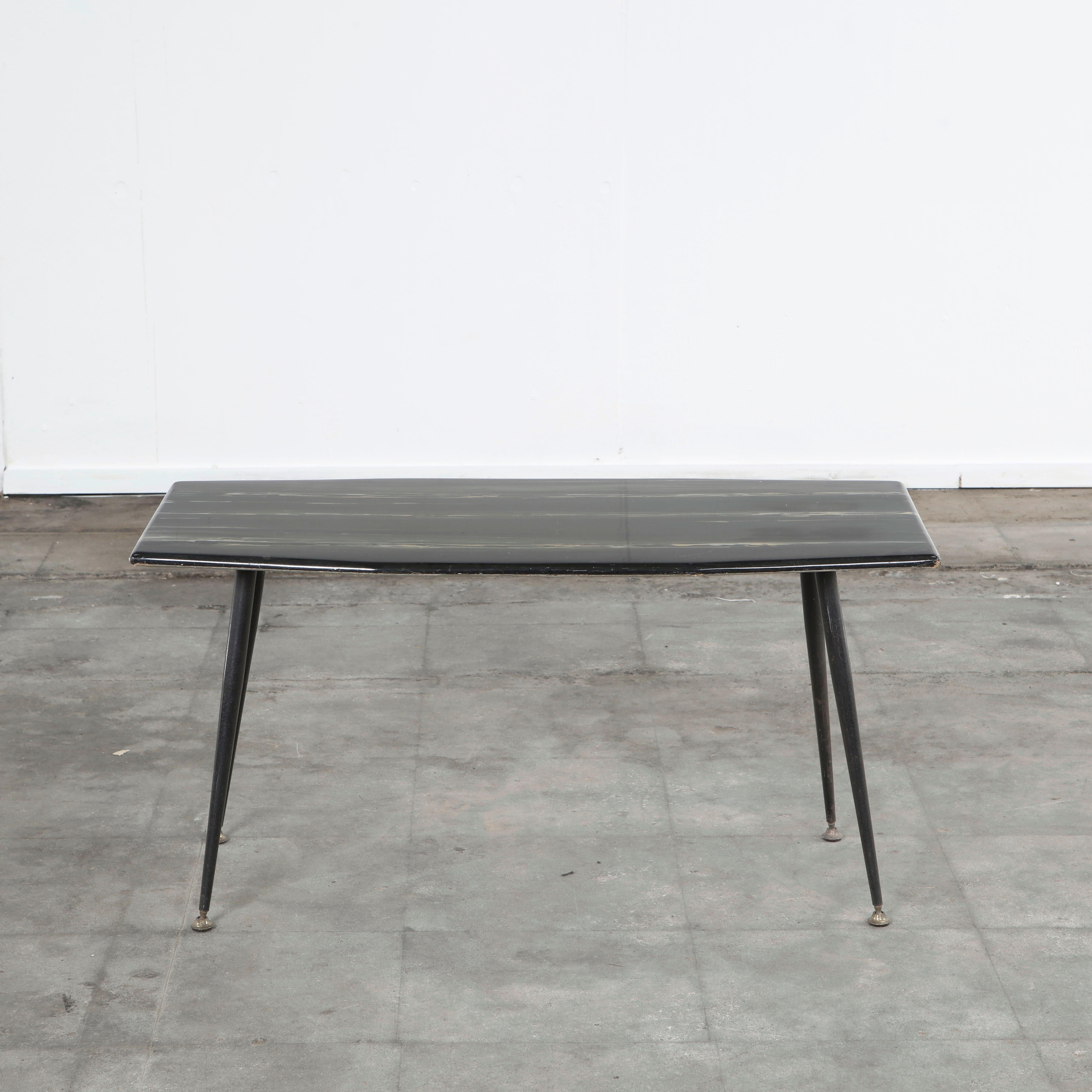 Modern Italian Mid-Century Design Coffee Table, 1950s For Sale