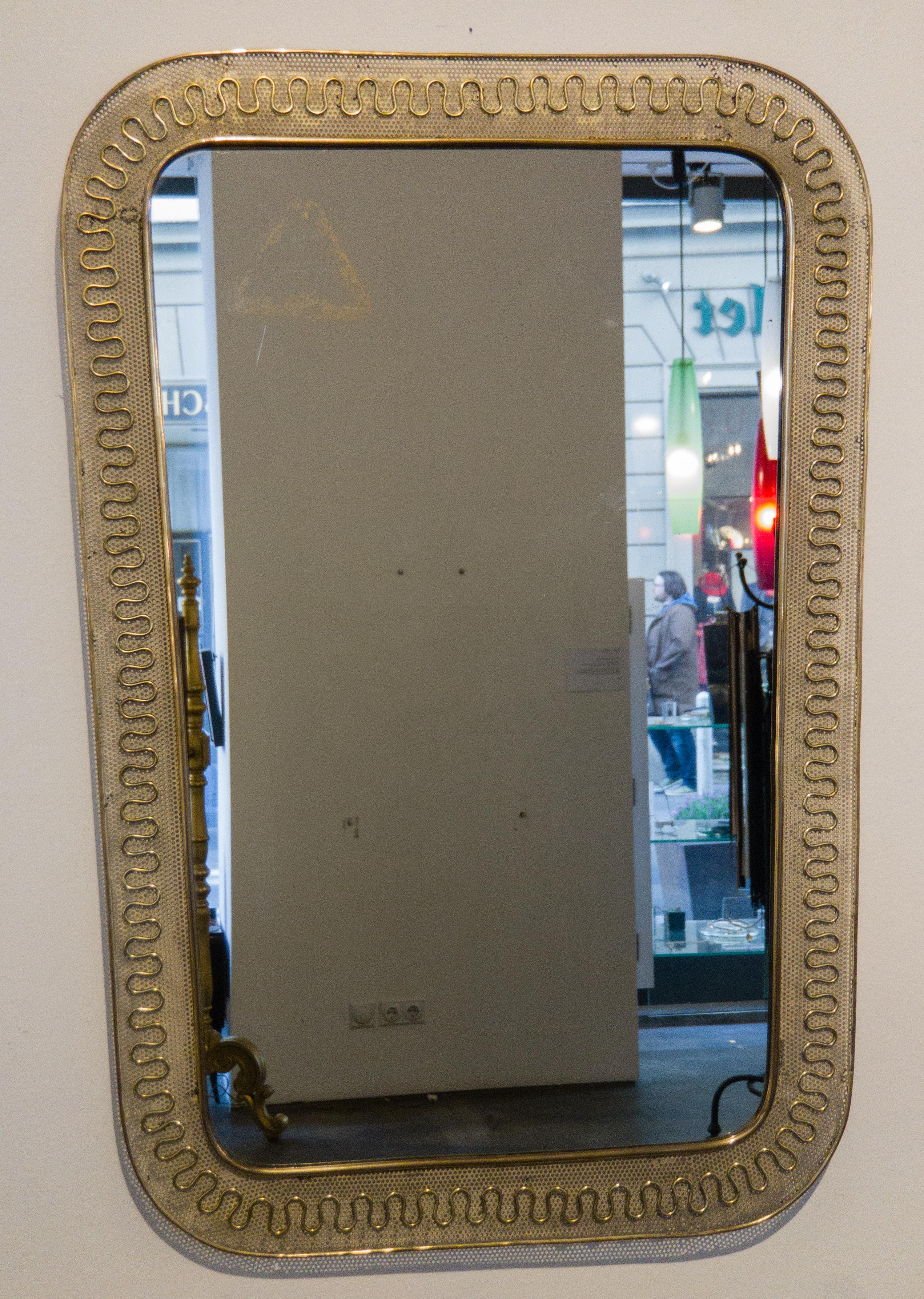 Italian Midcentury Design Wall Mirror by Cesare Lacca made from Brass, 1950s In Fair Condition For Sale In Vienna, AT