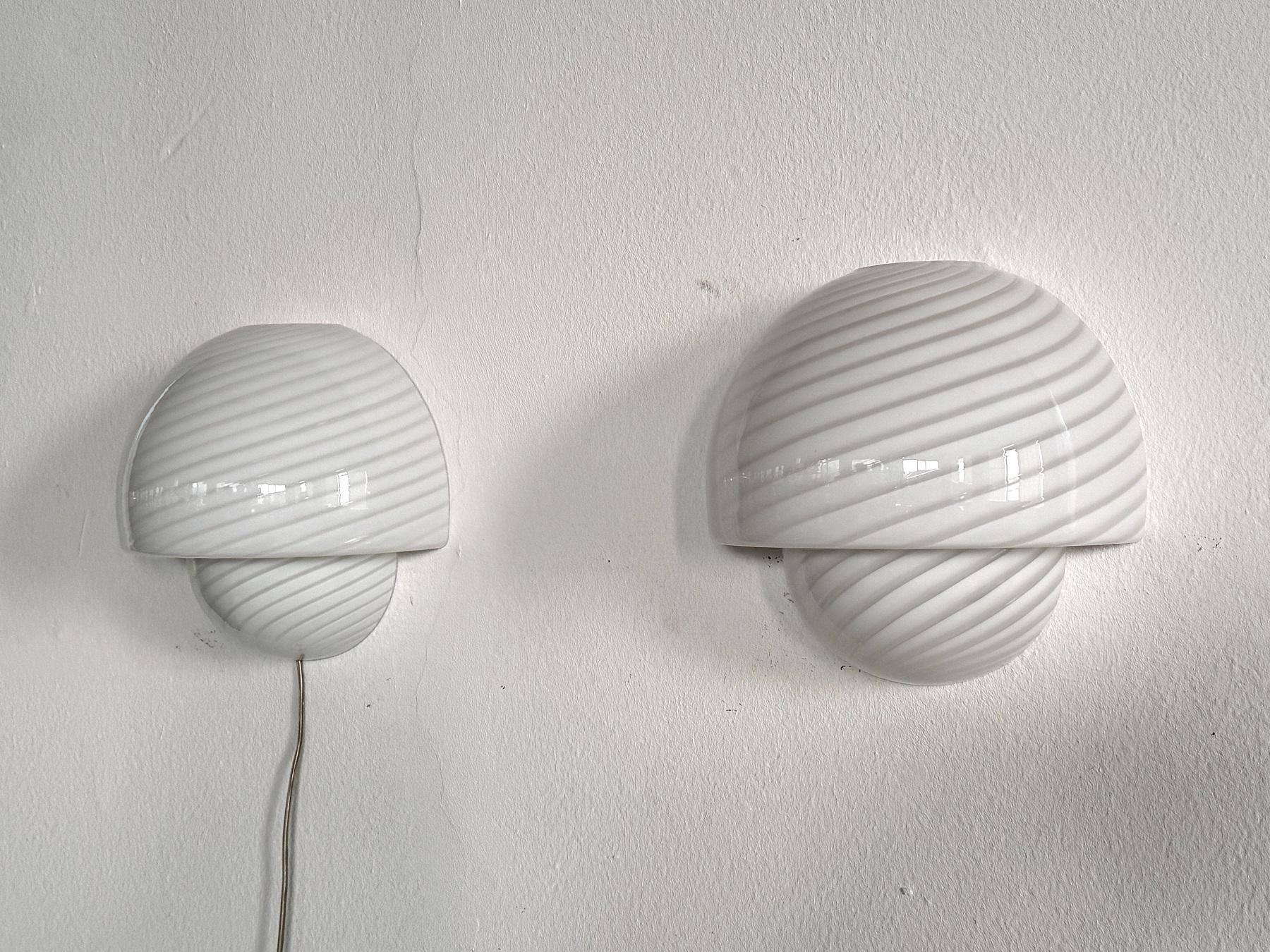 Late 20th Century Italian Mid-century Designer  Murano Swirl Glass Mushroom Wall Sconces, 1970s For Sale