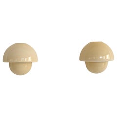 Italian Mid-century Designer Yellow Murano Glass Mushroom Wall Sconces, 1970s