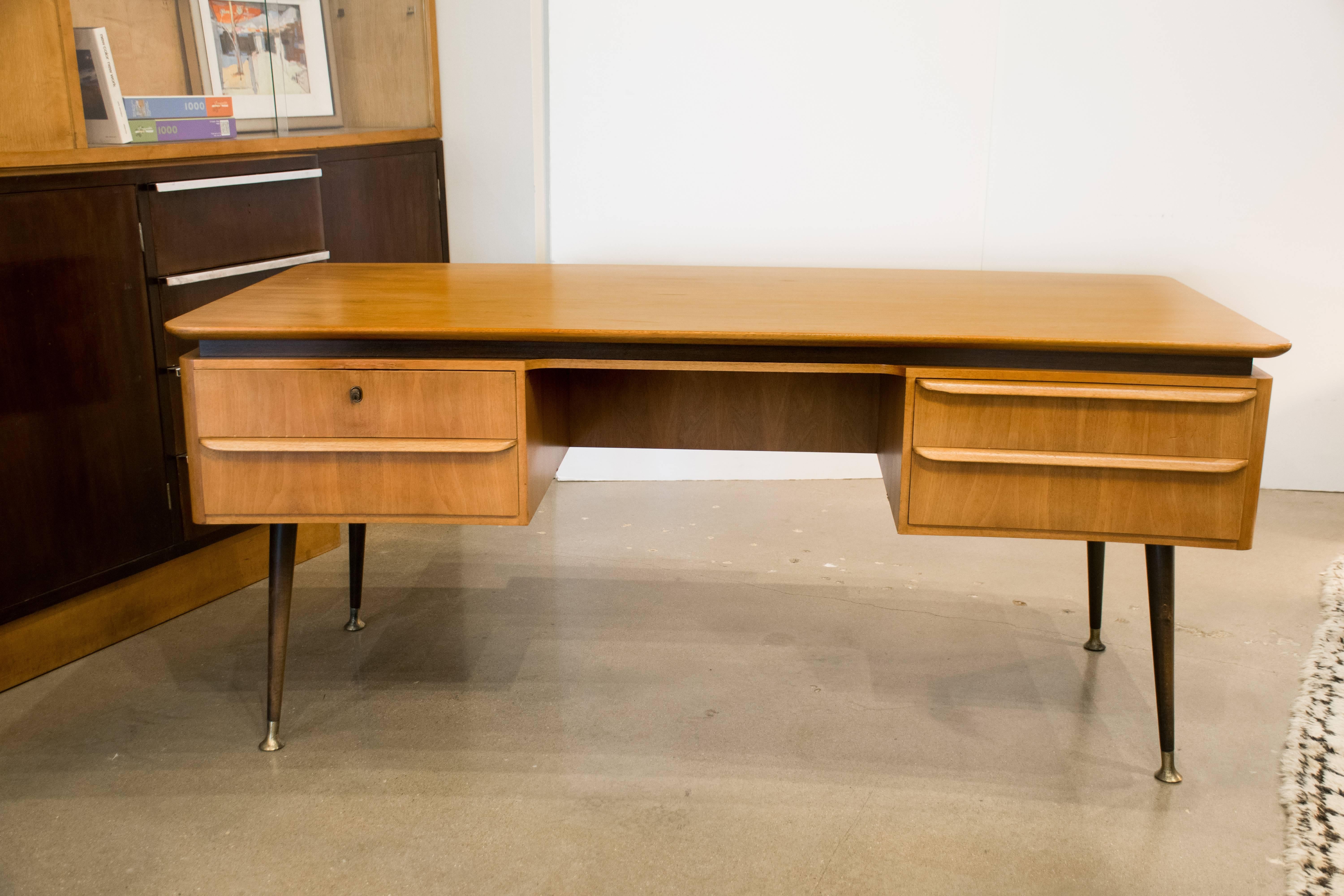 Bleached Italian Midcentury Desk in the Manner of Gio Ponti