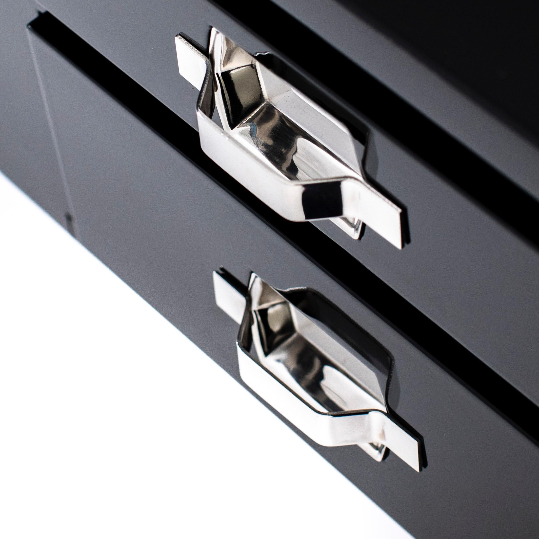 Italienischer Schreibtisch aus der Mitte des Jahrhunderts Schwarzer Lack & Edelstahl von STUDIODADA 1970s im Angebot 5