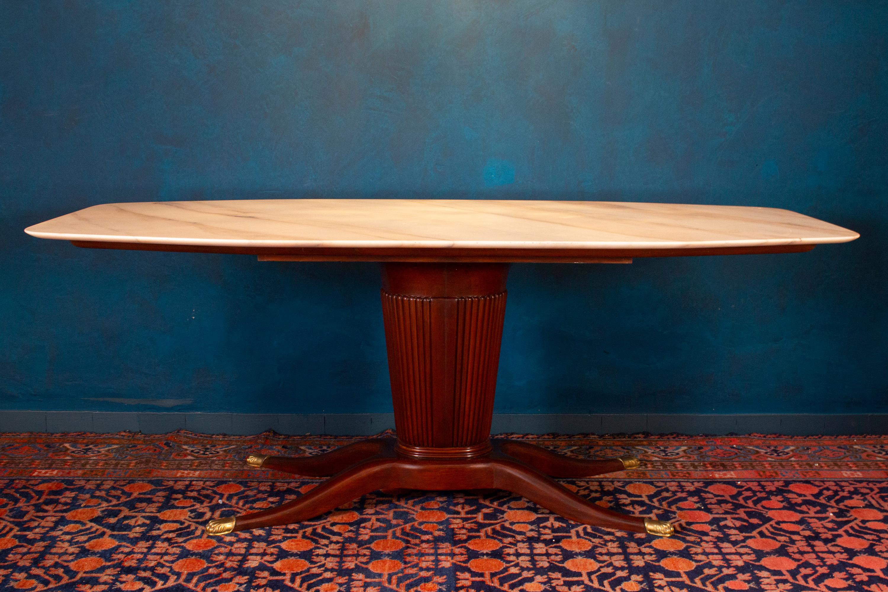 Italian Mid-Century Dining Table Attr. to Paolo Buffa, 1950s For Sale 2