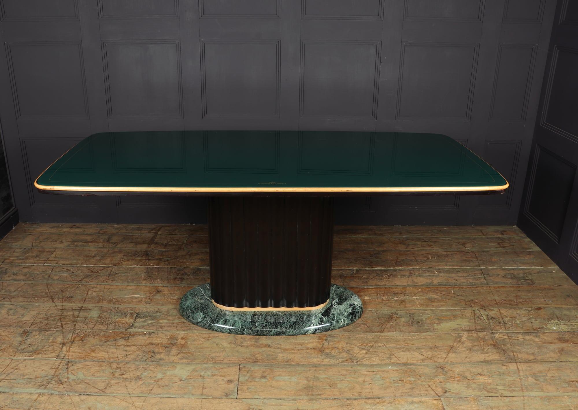 Italian Mid Century Dining Table by Vittorio Dassi, c1950 In Good Condition In Paddock Wood Tonbridge, GB