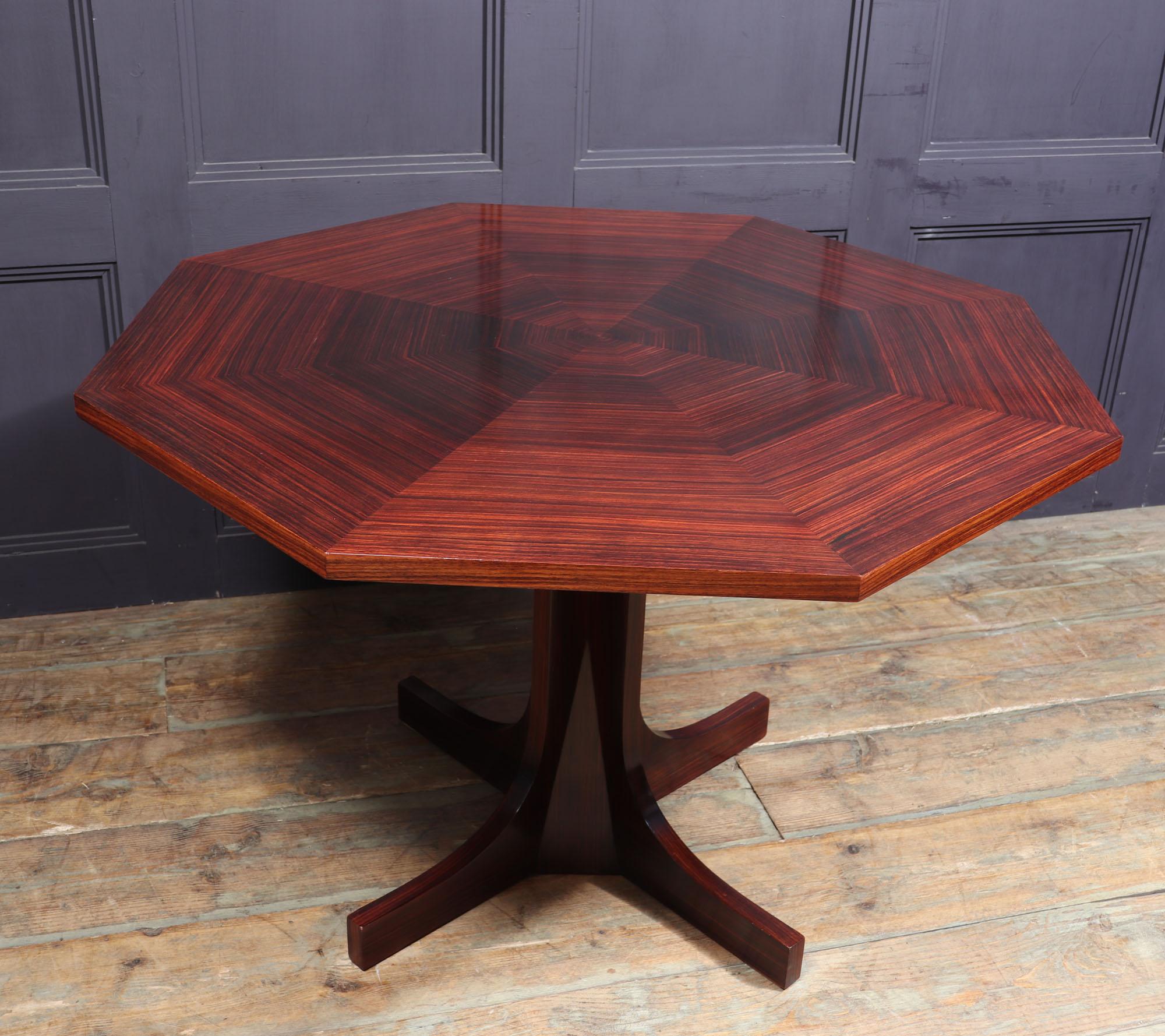 Italian Midcentury Dining Table in Rosewood For Sale 6