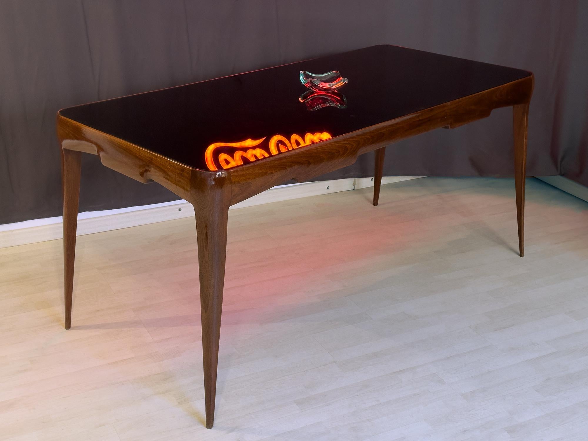Italian Mid-Century Dining Table Gio Ponti style, 1950s In Good Condition For Sale In Traversetolo, IT