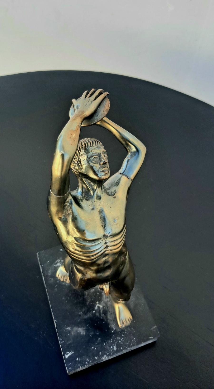 Mid-Century Modern Italian Mid Century Discobolus Sculpture For Sale