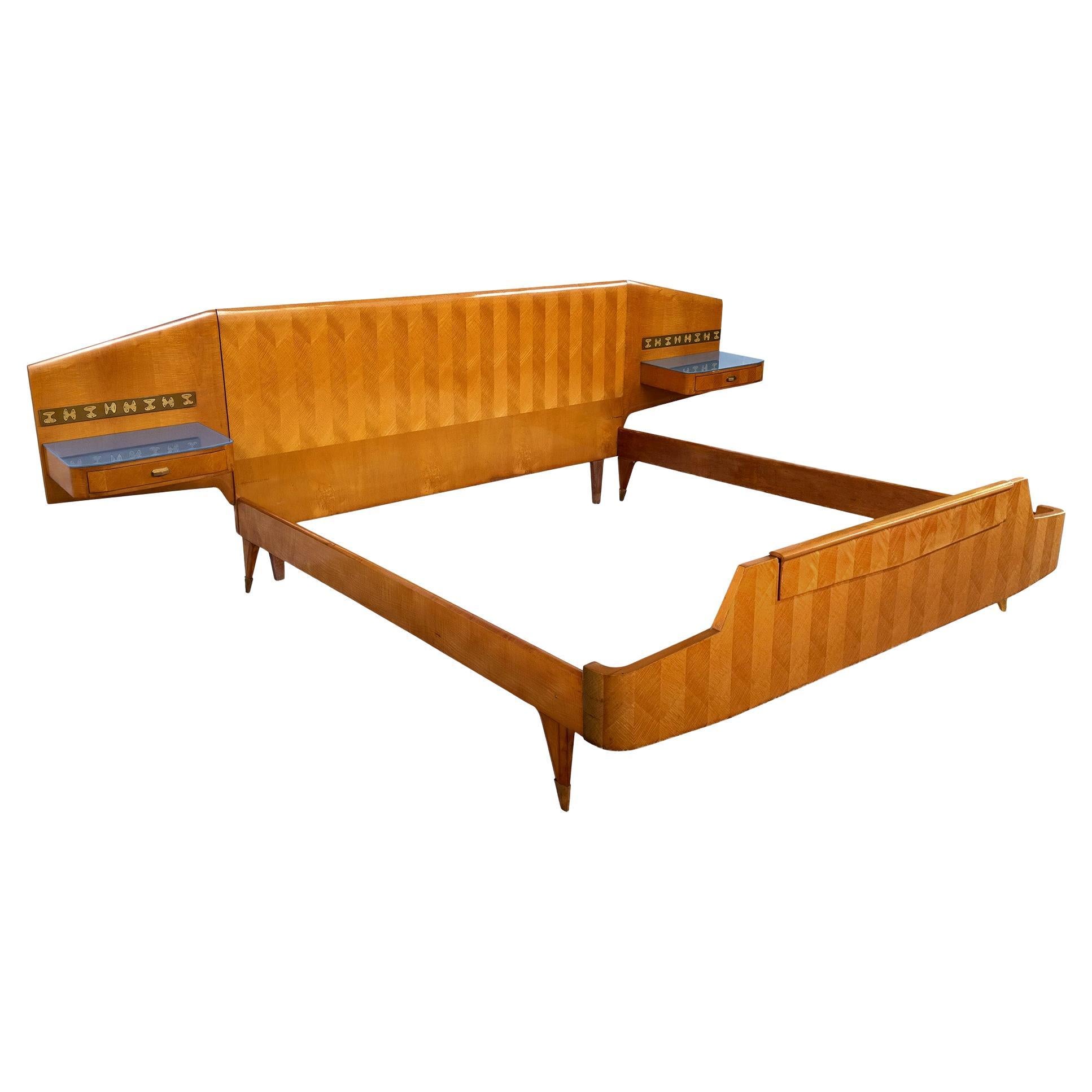 Italian Mid-Century Double Bed with Floating Nightstands by Dassi for Gio Ponti For Sale