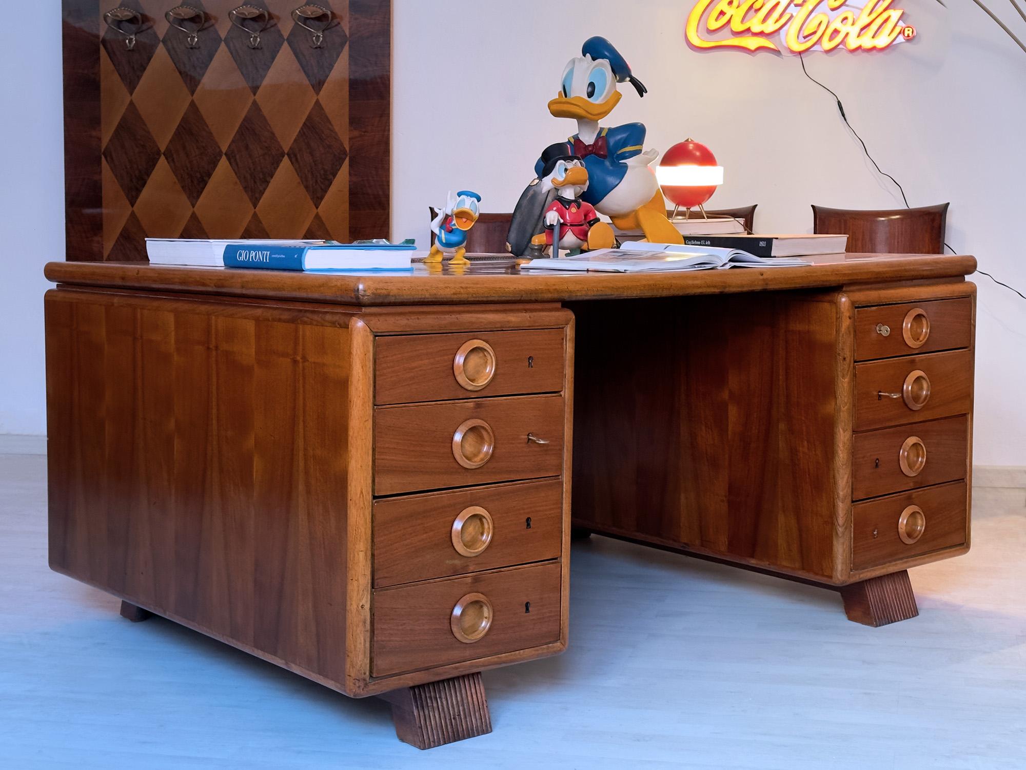 Italian Mid-Century Double-Sided Desk by Paolo Buffa, 1950s In Good Condition For Sale In Traversetolo, IT