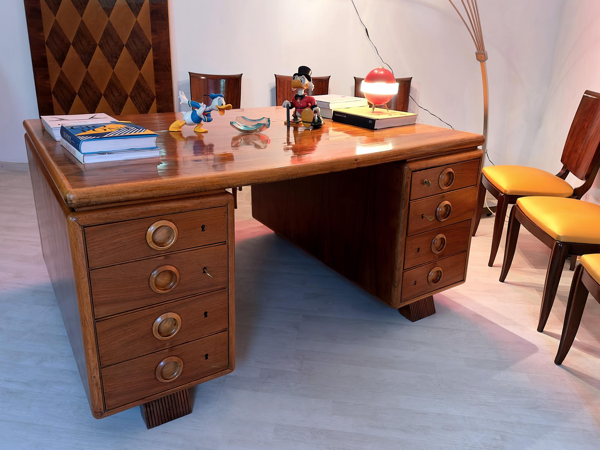 Doppelseitiger italienischer Mid-Century-Schreibtisch von Paolo Buffa, 1950er Jahre (Holz) im Angebot