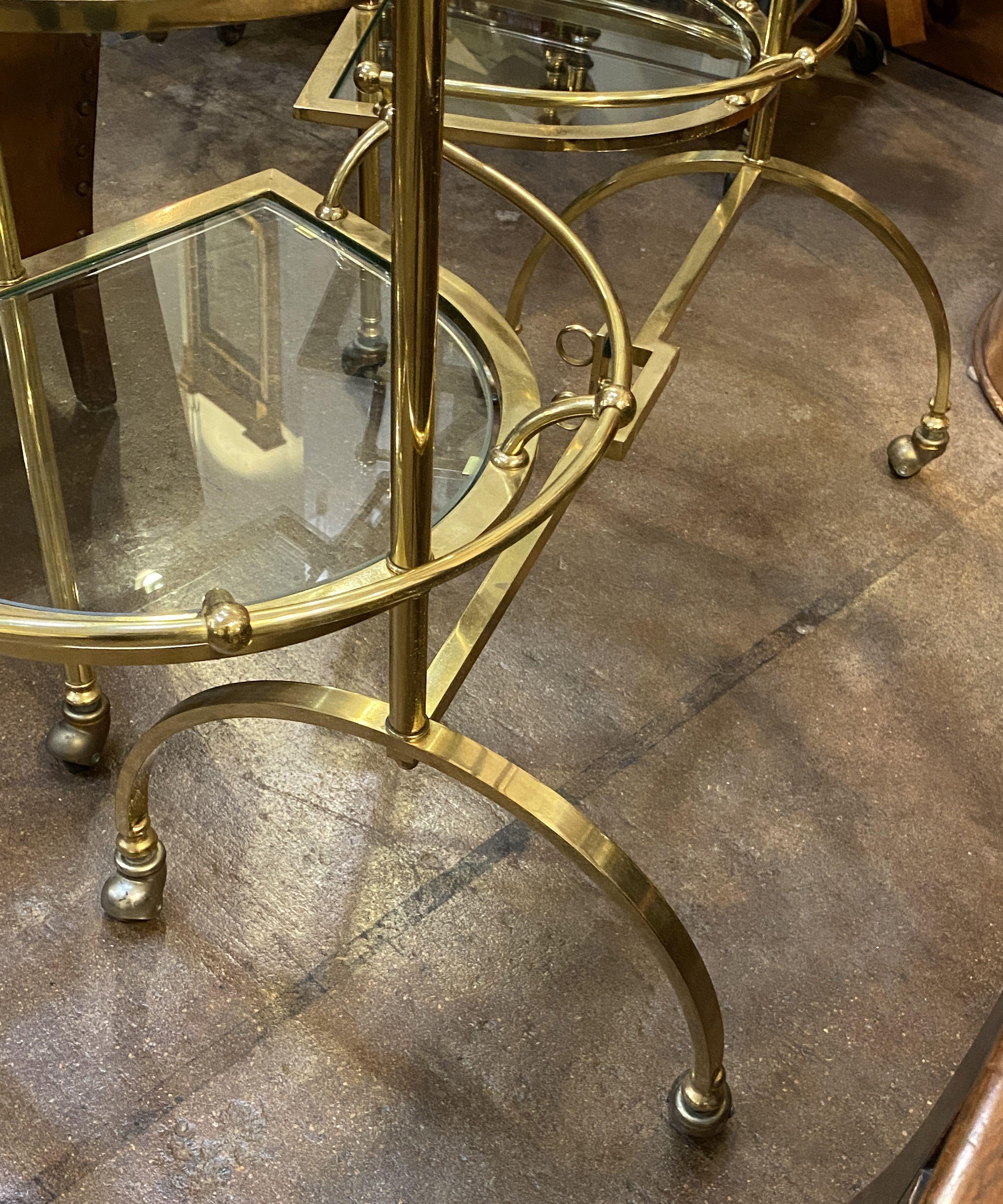Italian Mid-Century Drinks Trolley of Brass and Glass with Extending Sides 7